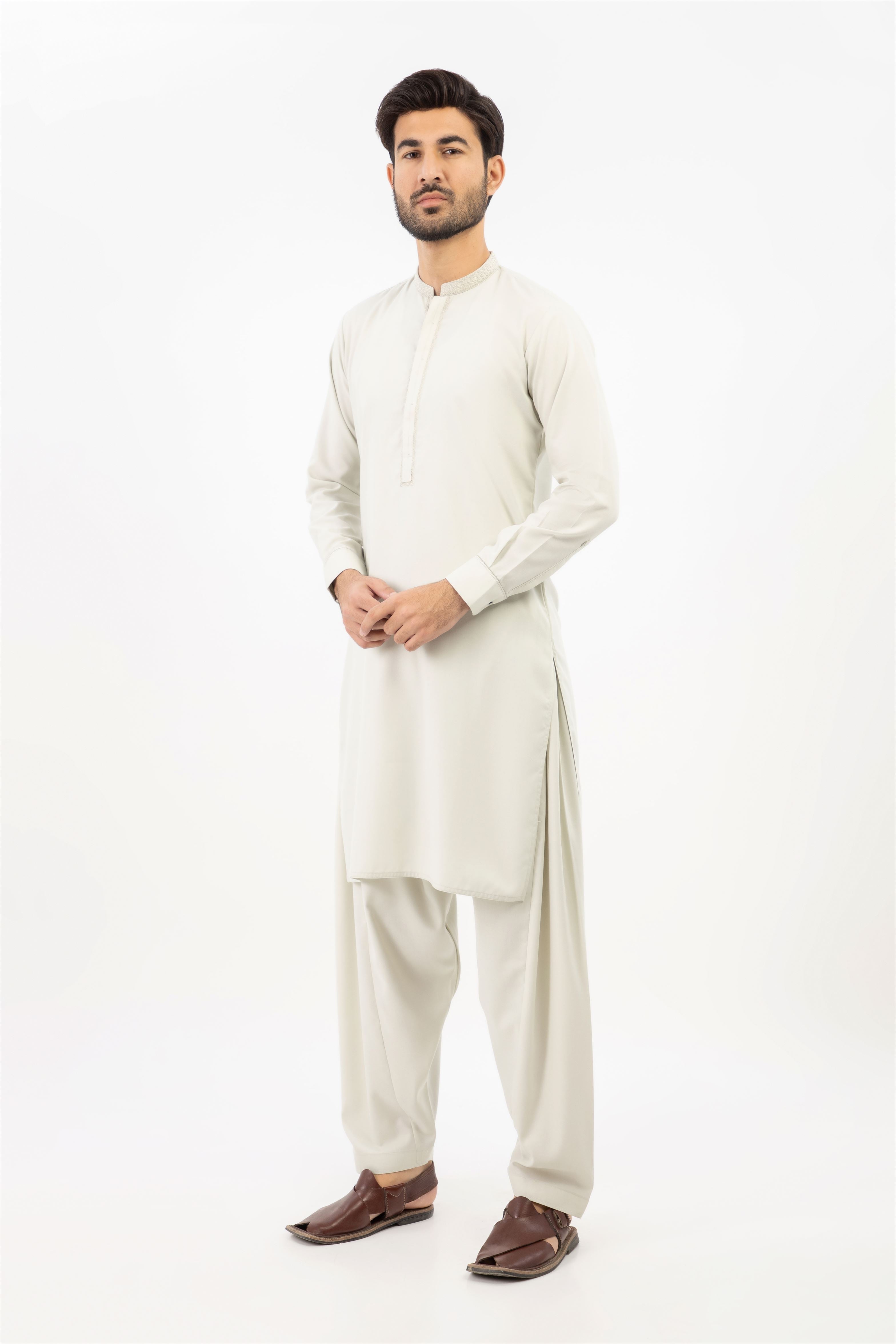 MEN SHALWAR KAMEEZ LIGHT GREEN