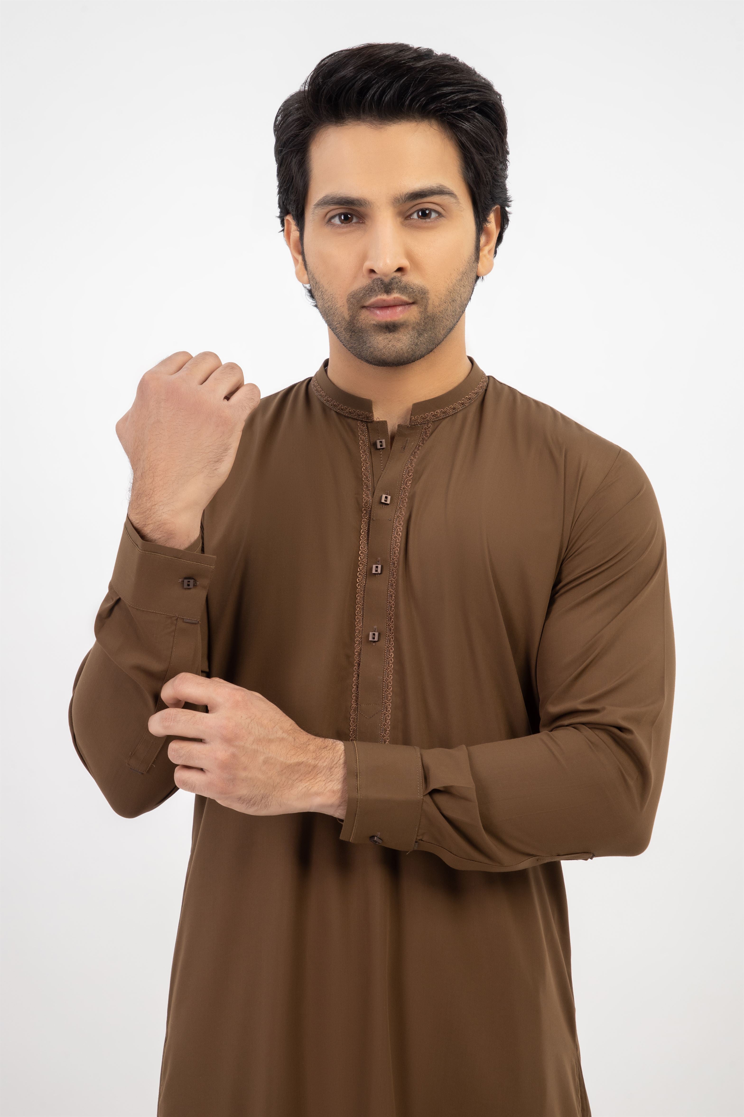 MEN SHALWAR KAMEEZ BROWN