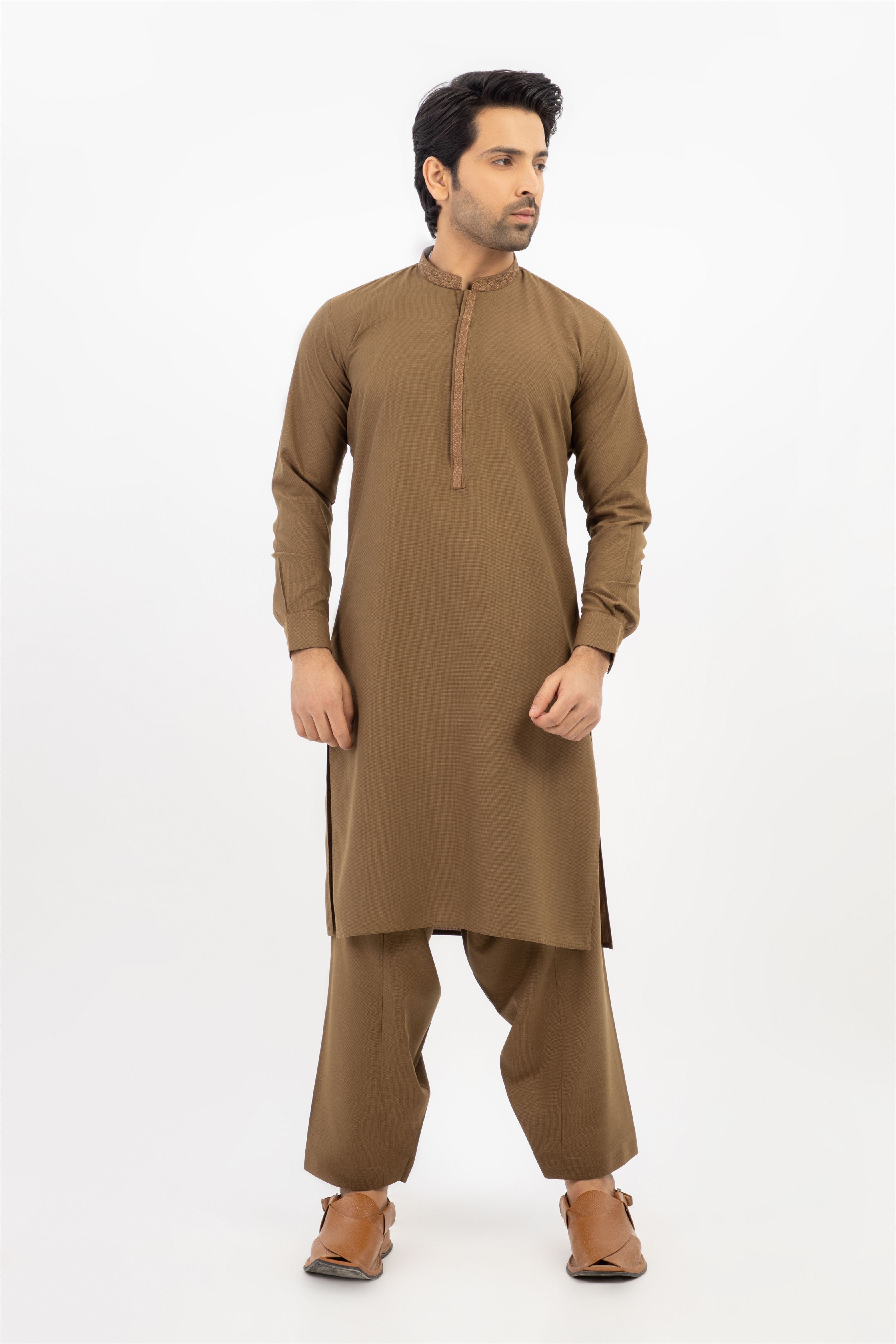 MEN SHALWAR KAMEEZ GOLDEN