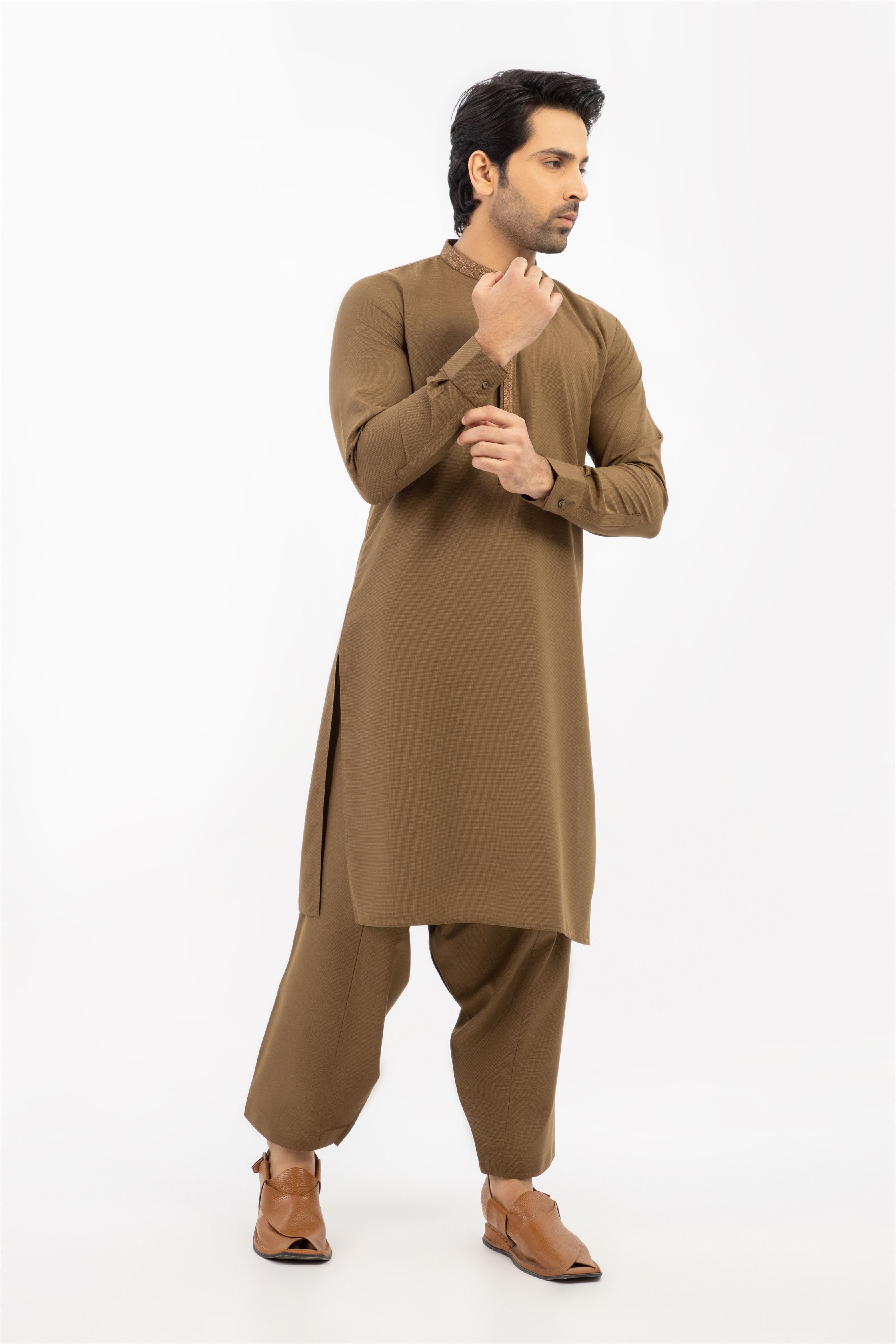 MEN SHALWAR KAMEEZ GOLDEN