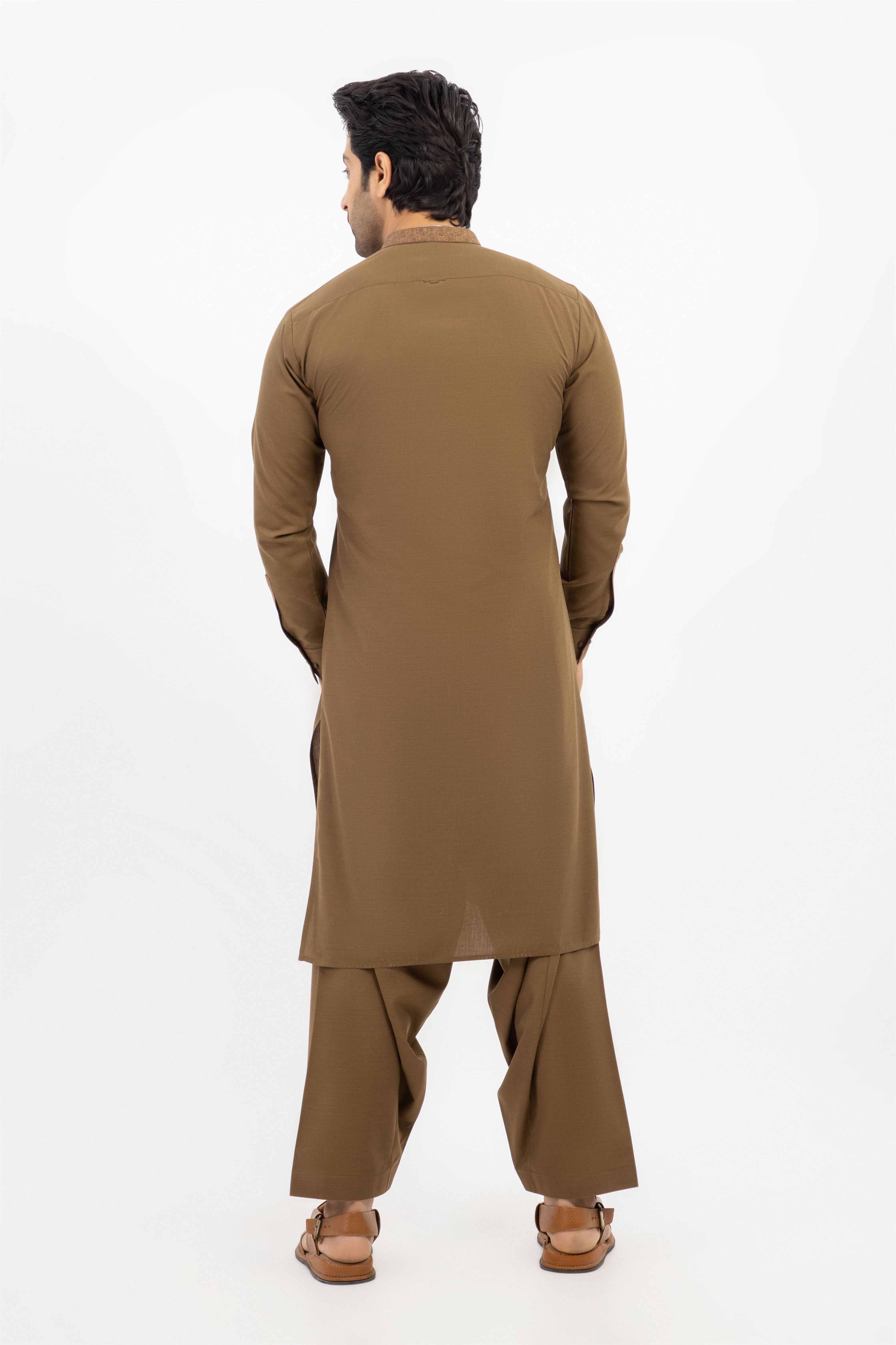 MEN SHALWAR KAMEEZ GOLDEN