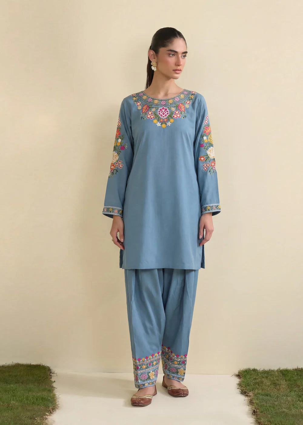 Ayza Blue-Lawn