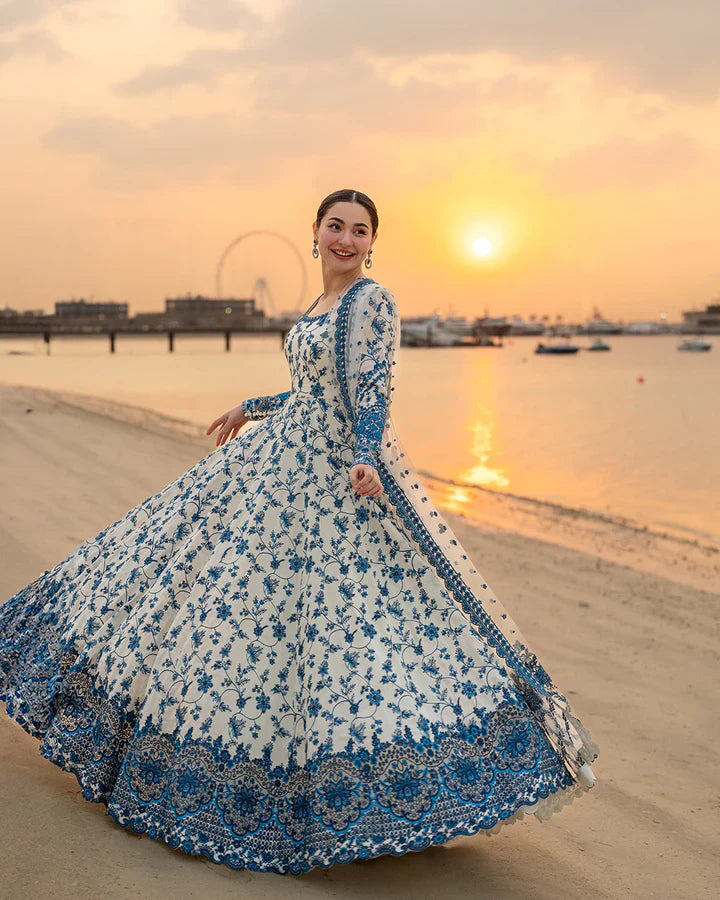 Faiza Saqlain-Maxi
