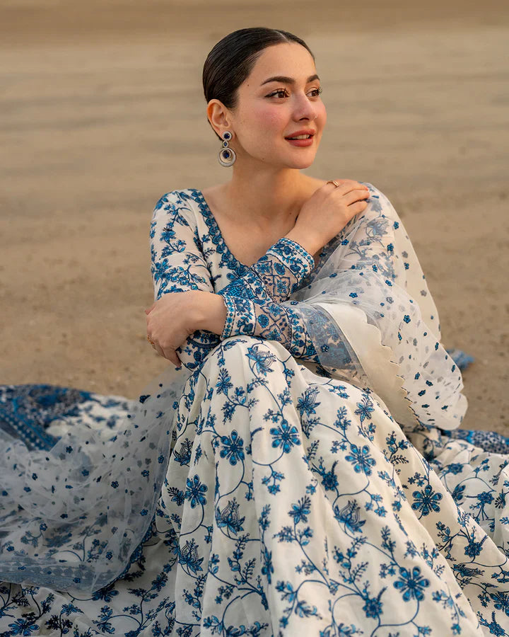 Faiza Saqlain-Maxi