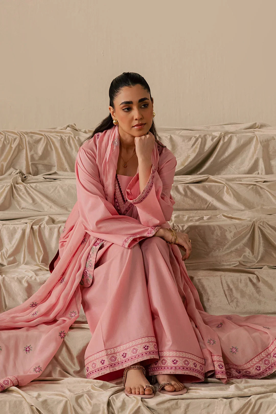 Gulrukh - MN