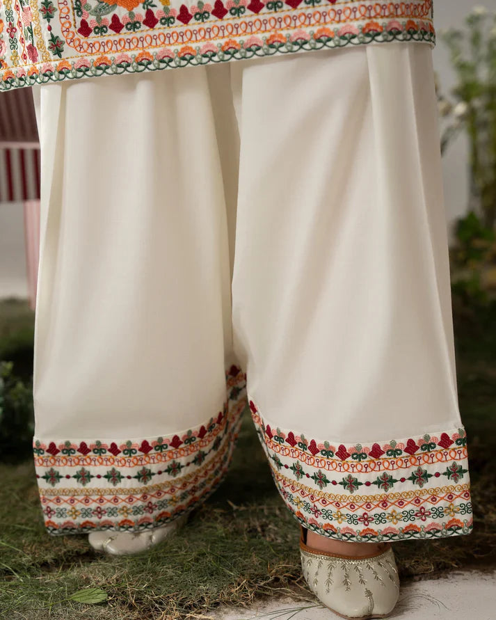 Karma Ayra 1581 Warm Cream