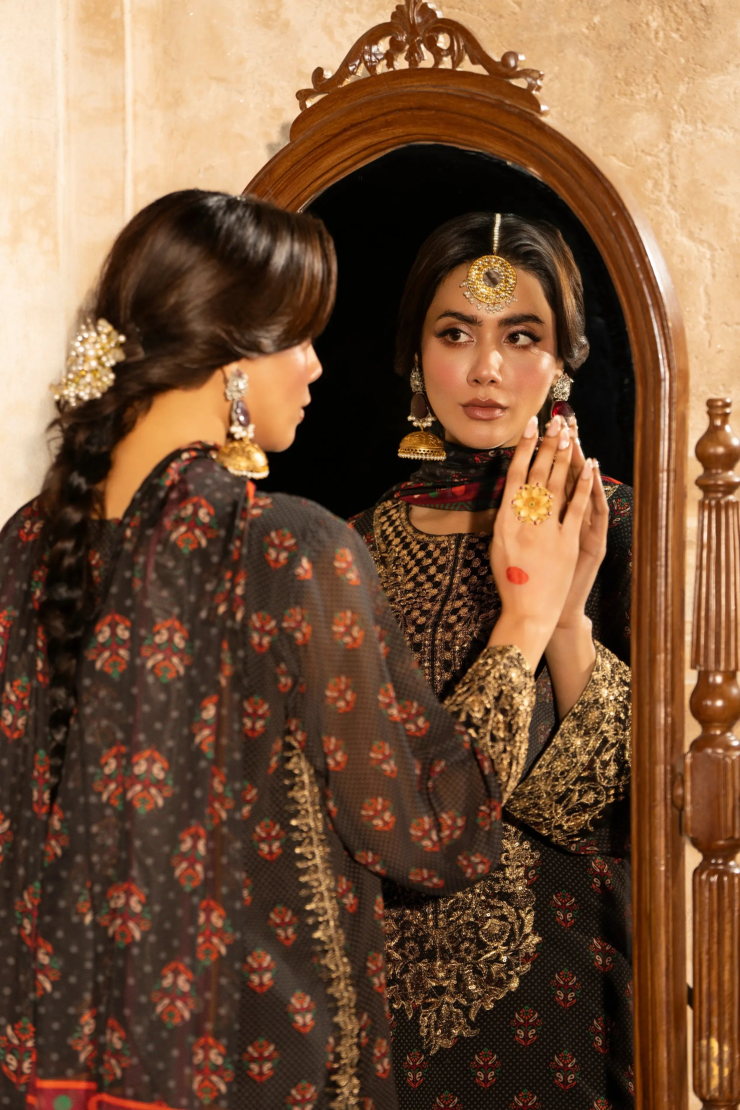 Karma-Aura-Charcoal Black F-517