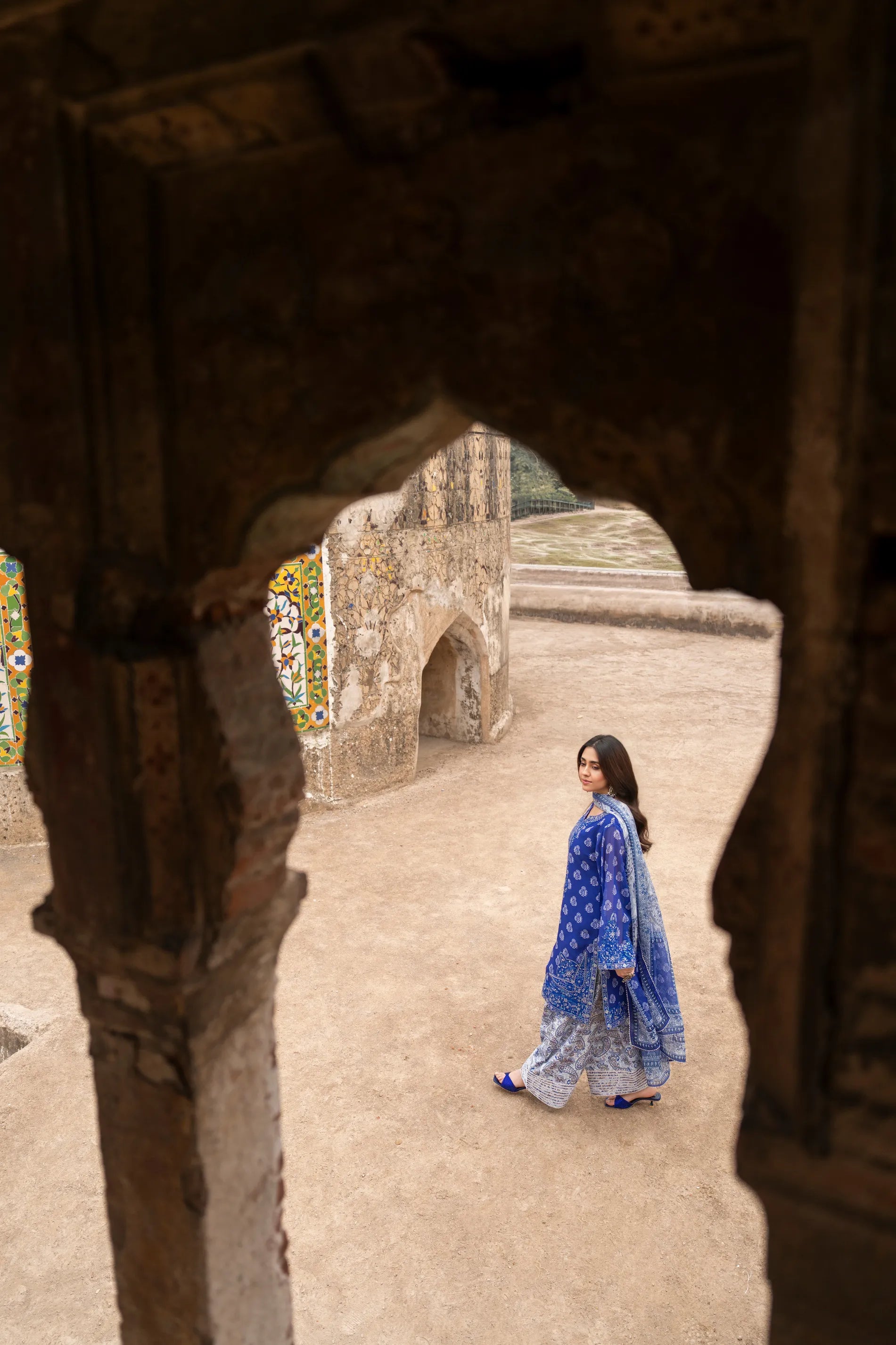 Karma-Aura- Electric Cobalt F-518