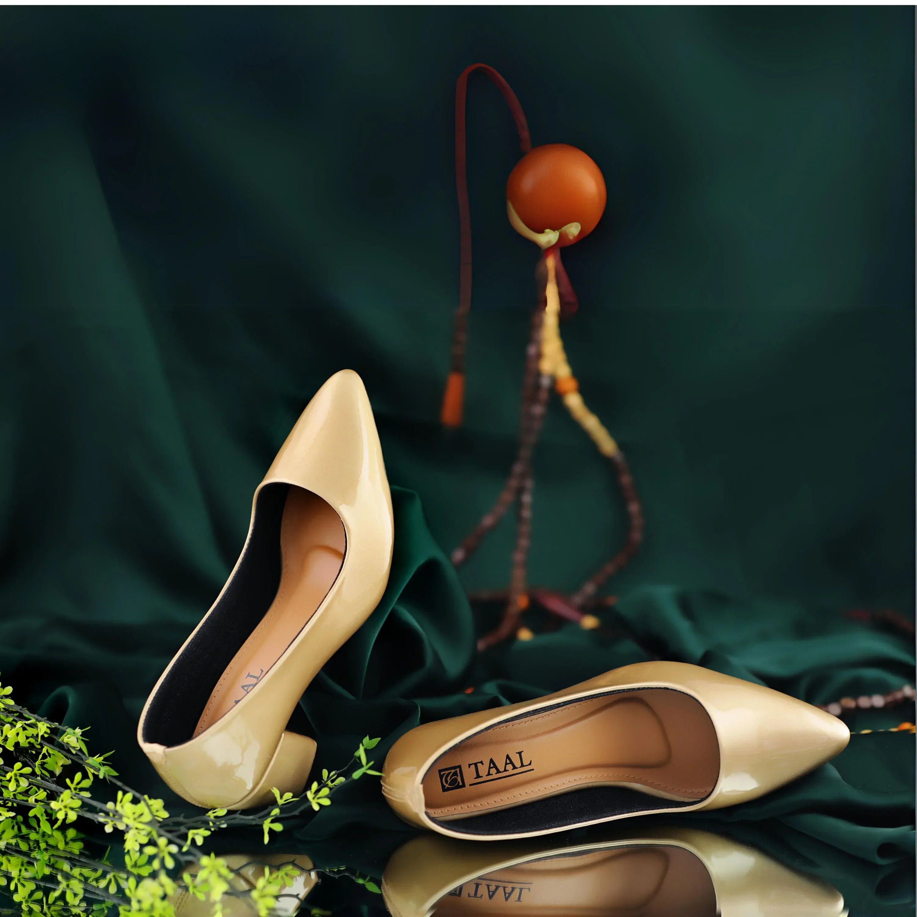 Berlin Heeled Pumps Gold