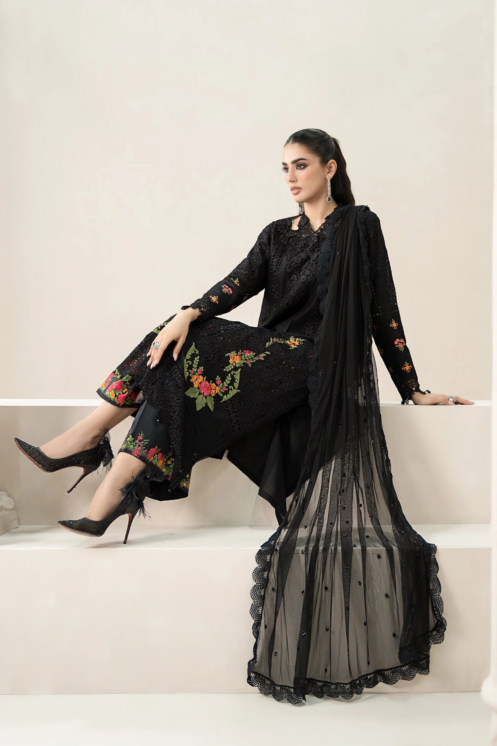 AL 4296 BLACK