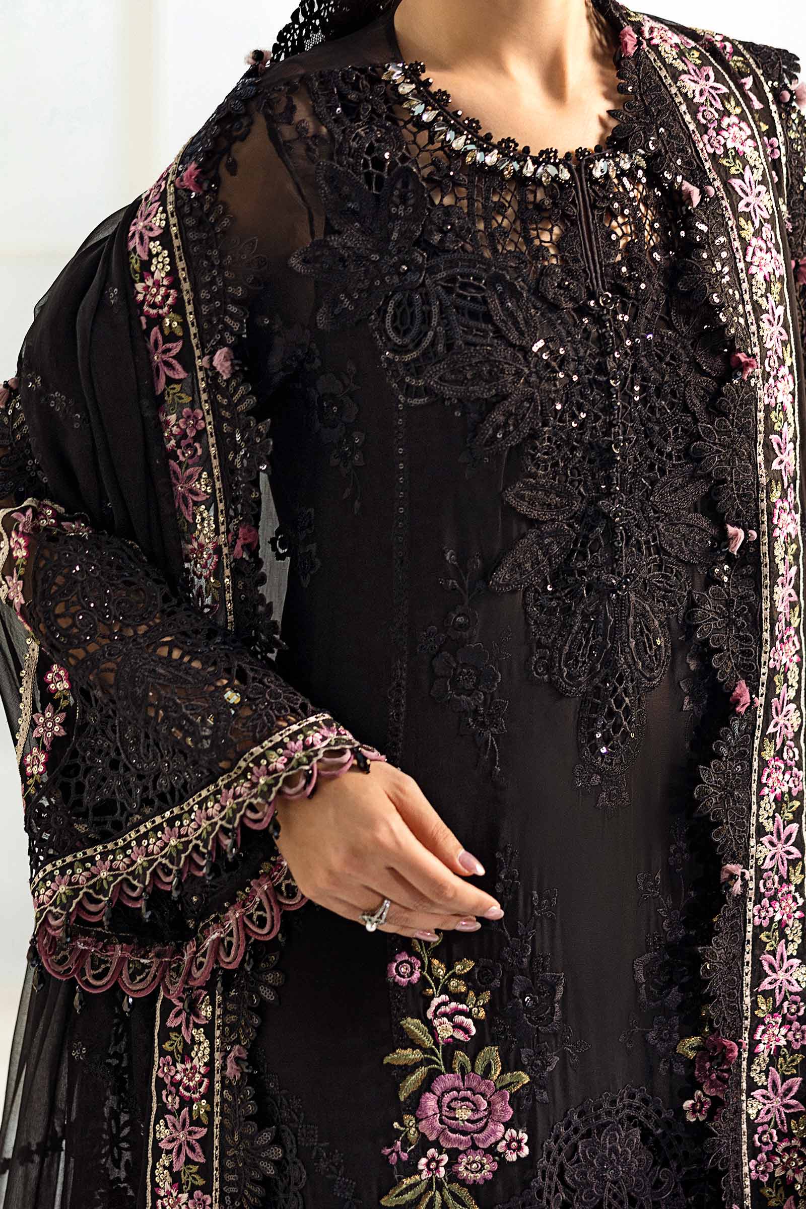 MARIA B| 4359