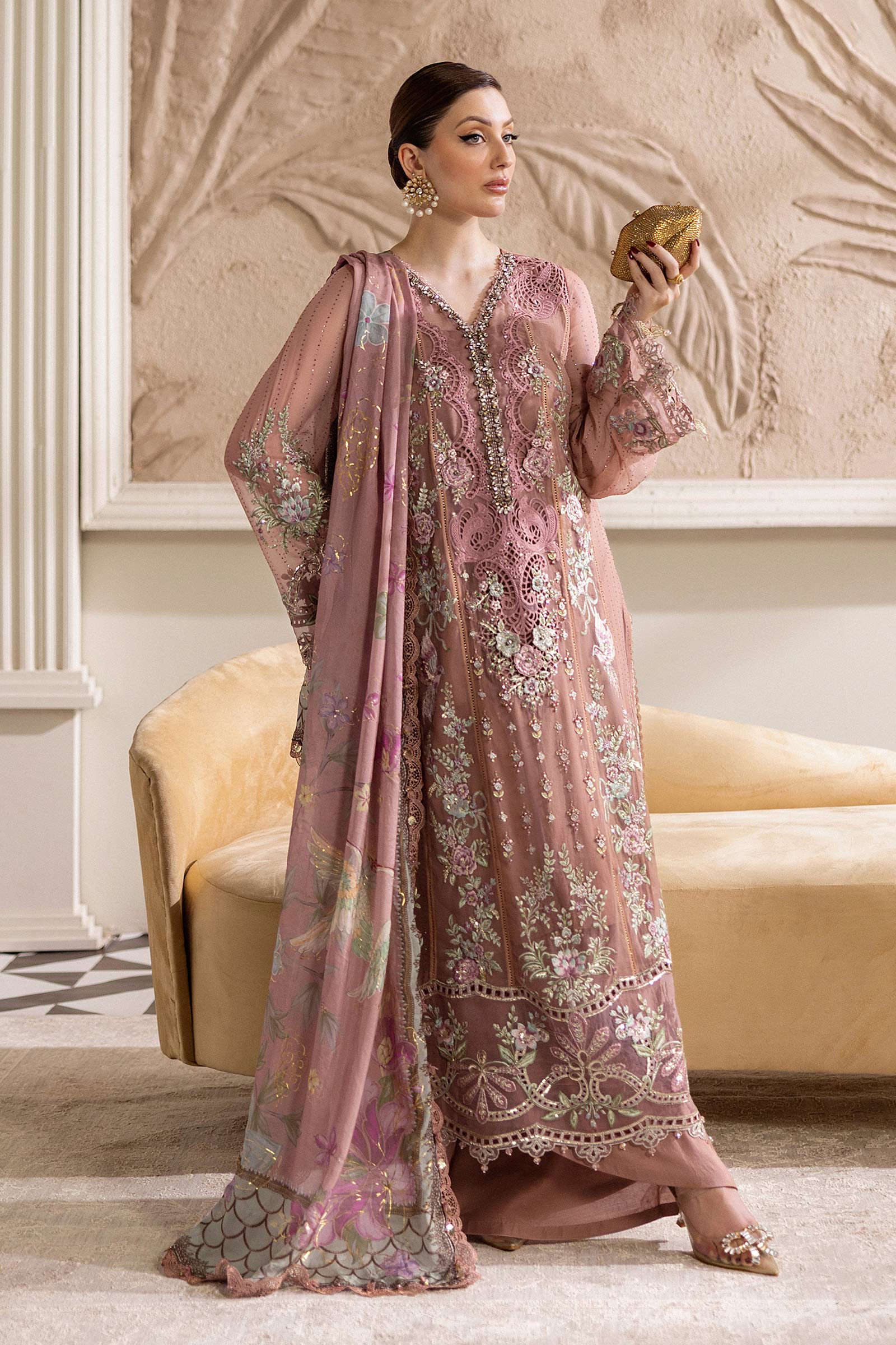 MARIA B| 4352