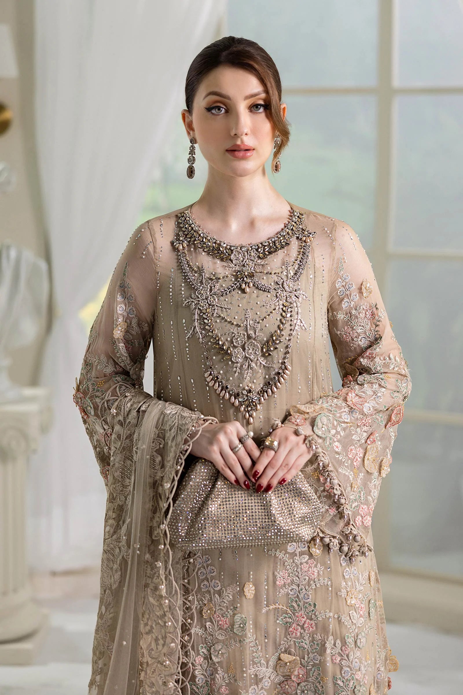 MARIA B| 4356