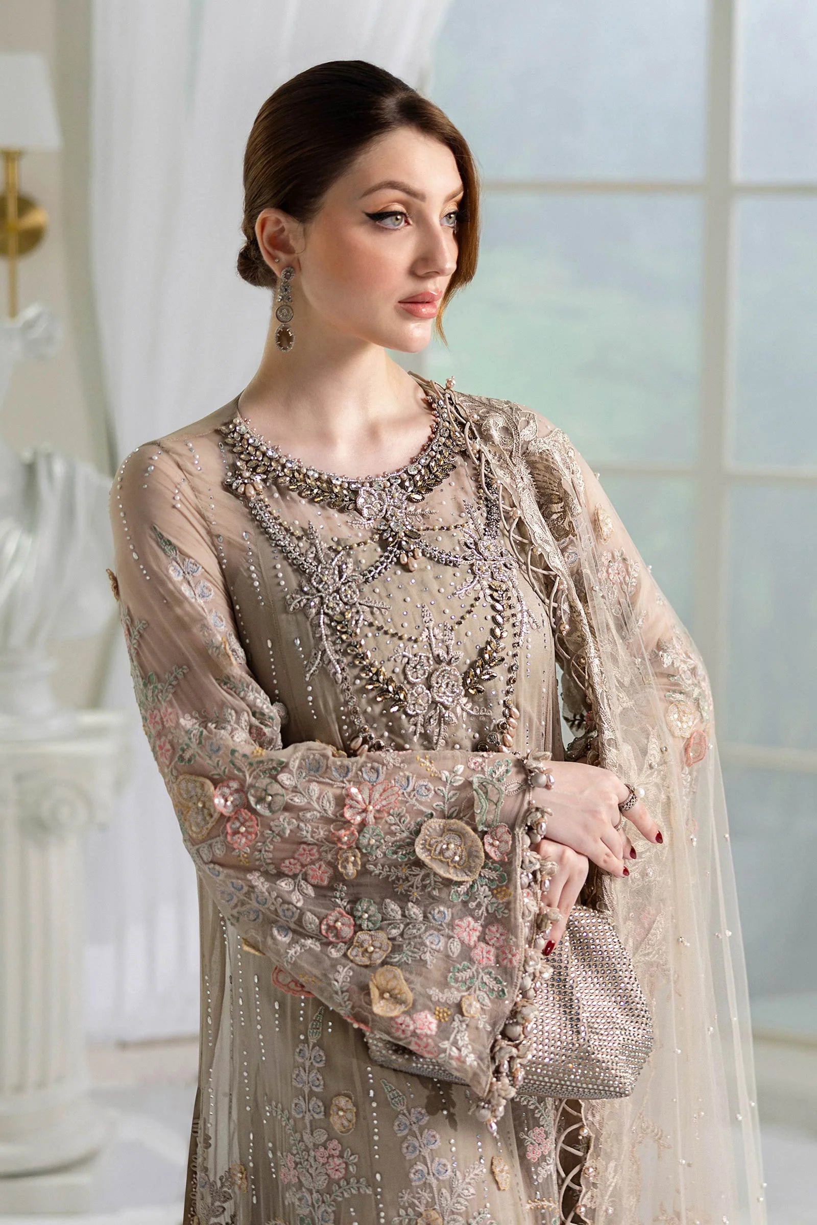MARIA B| 4356