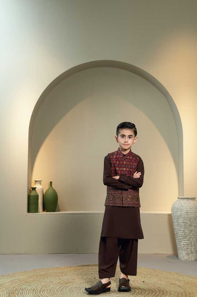 Maroon Embroidered Waistcoat Suit KD - 2