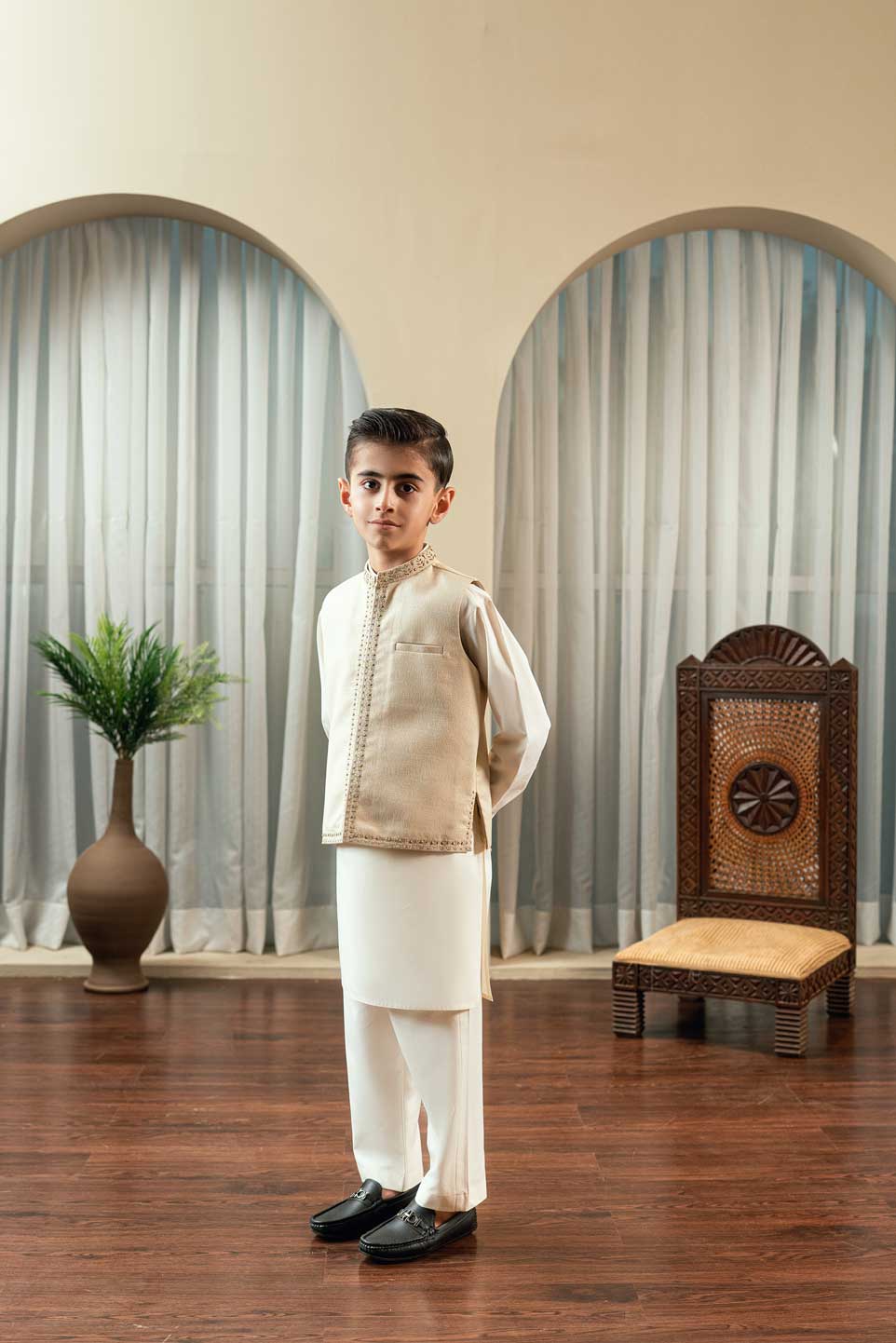 Fawn Textured Embroidered Waistcoat Suit KD - 18