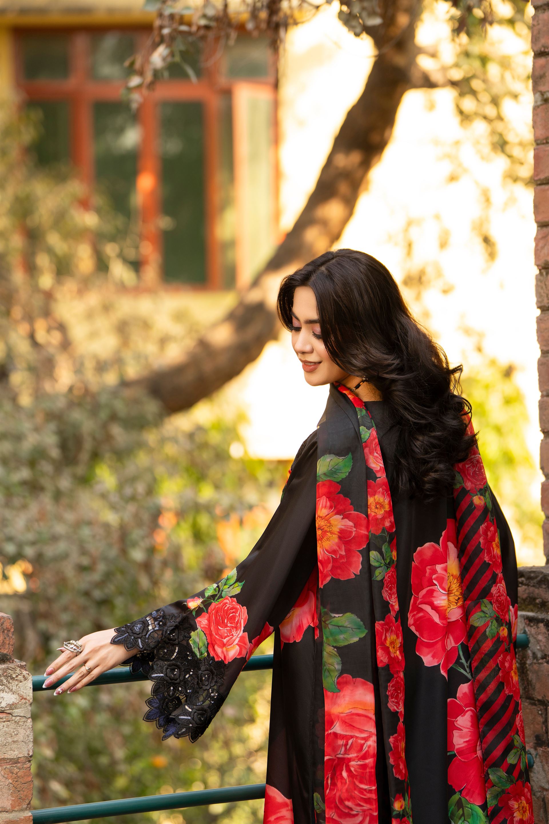 Karma Eliana - F-503 Flora Black