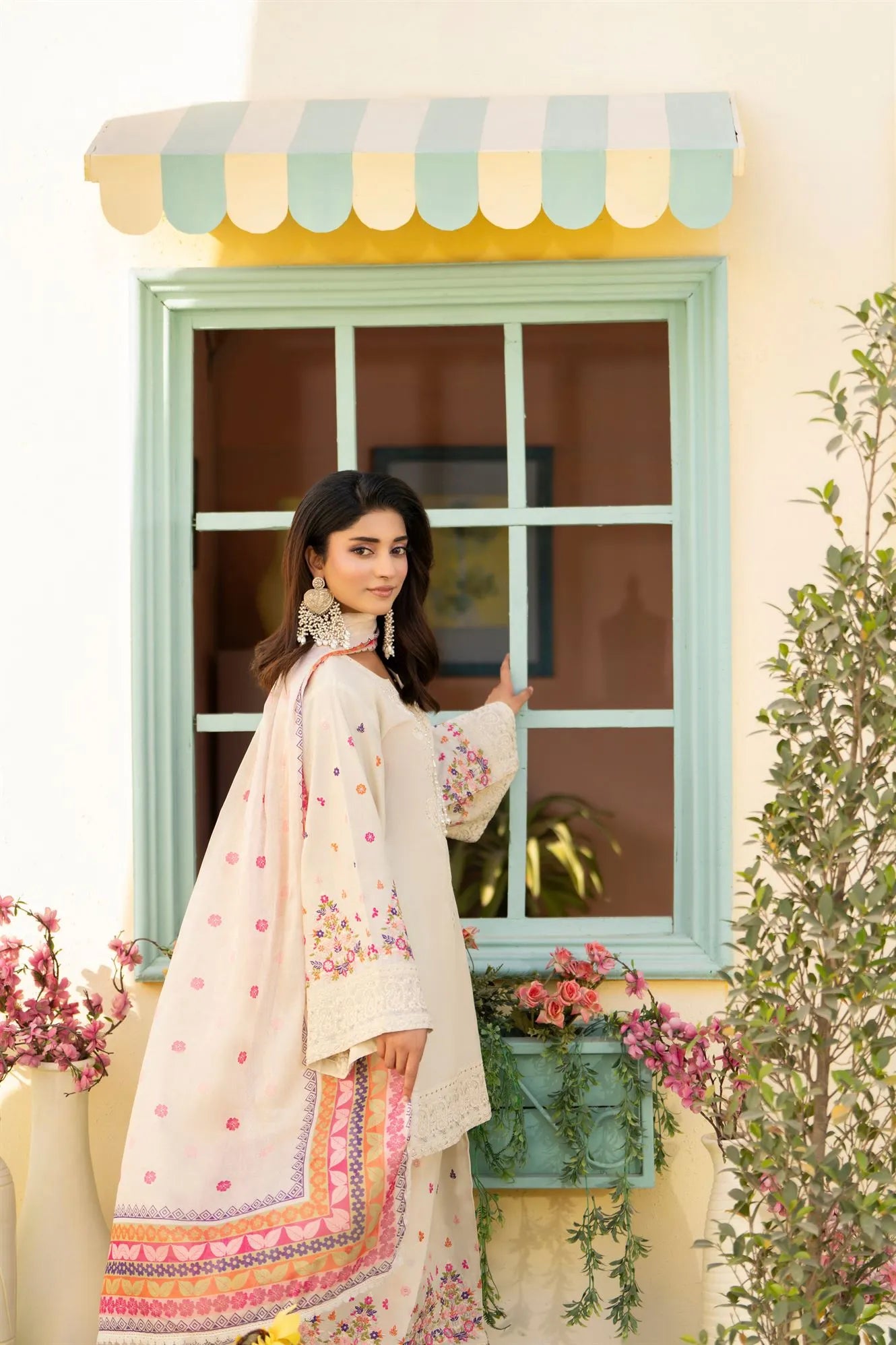 ANTIQUE PEARL-KC-1556