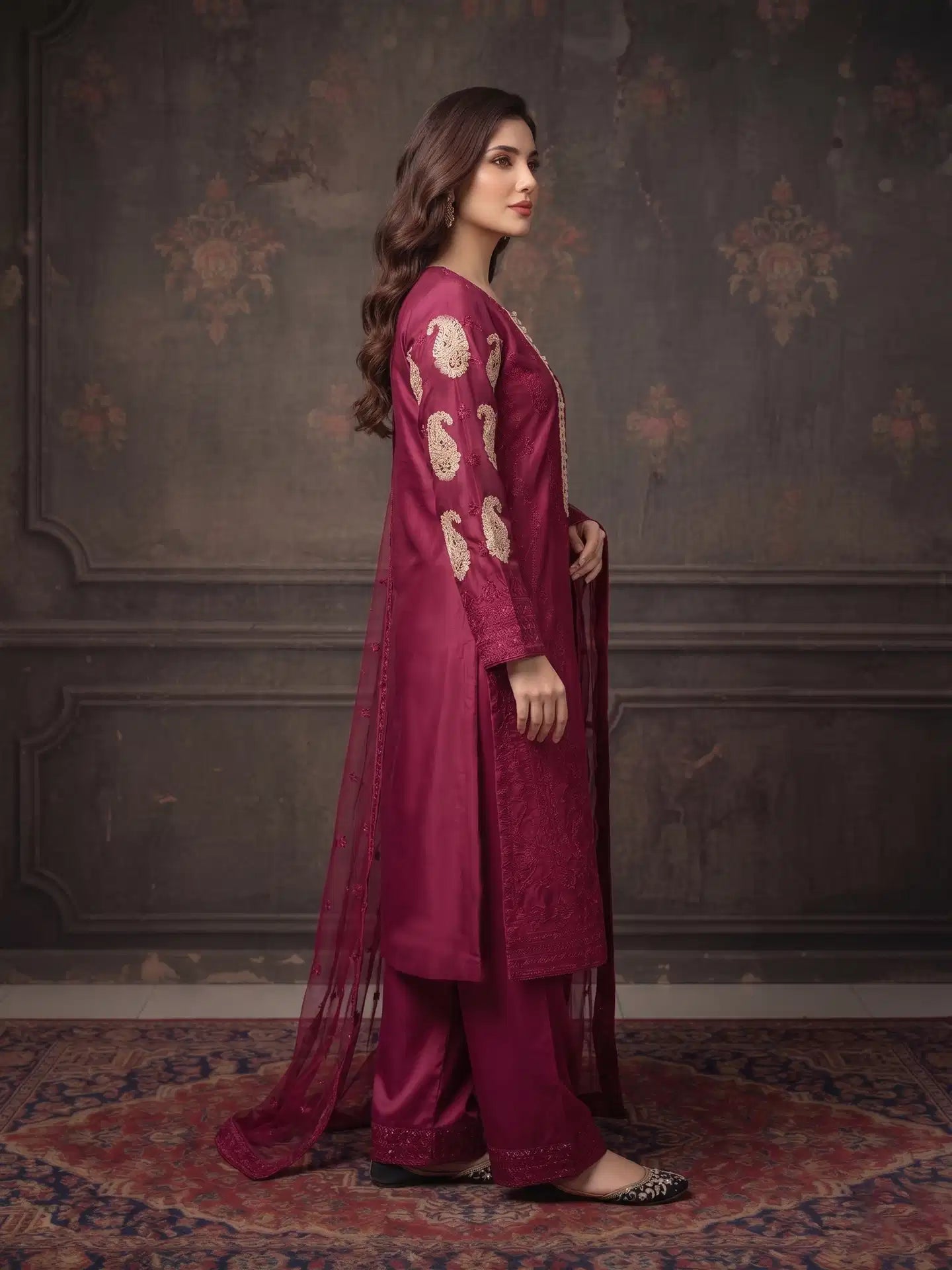 Sherrys Silk - Crimson Luxe