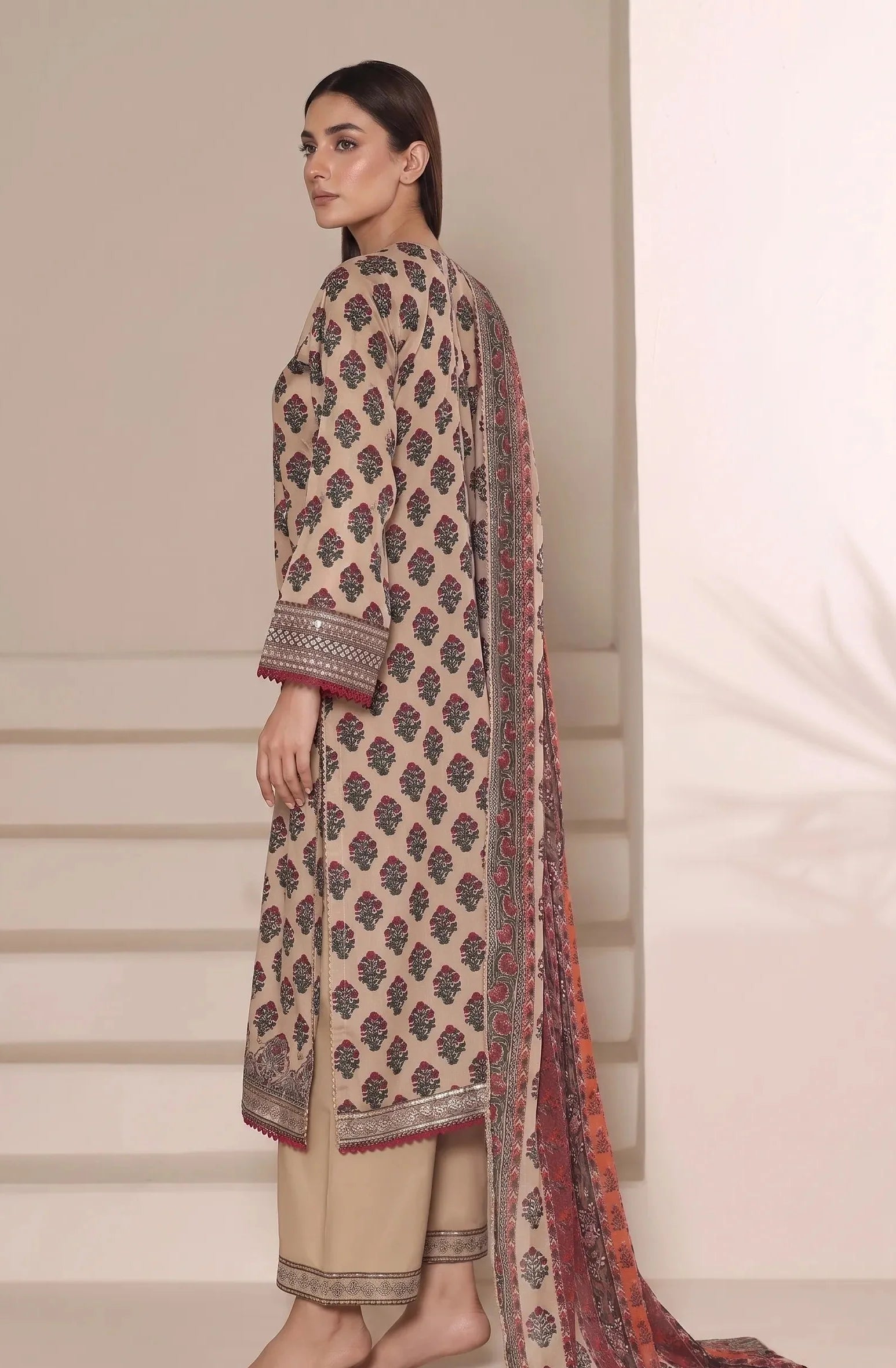 Zari-Baaf - SB