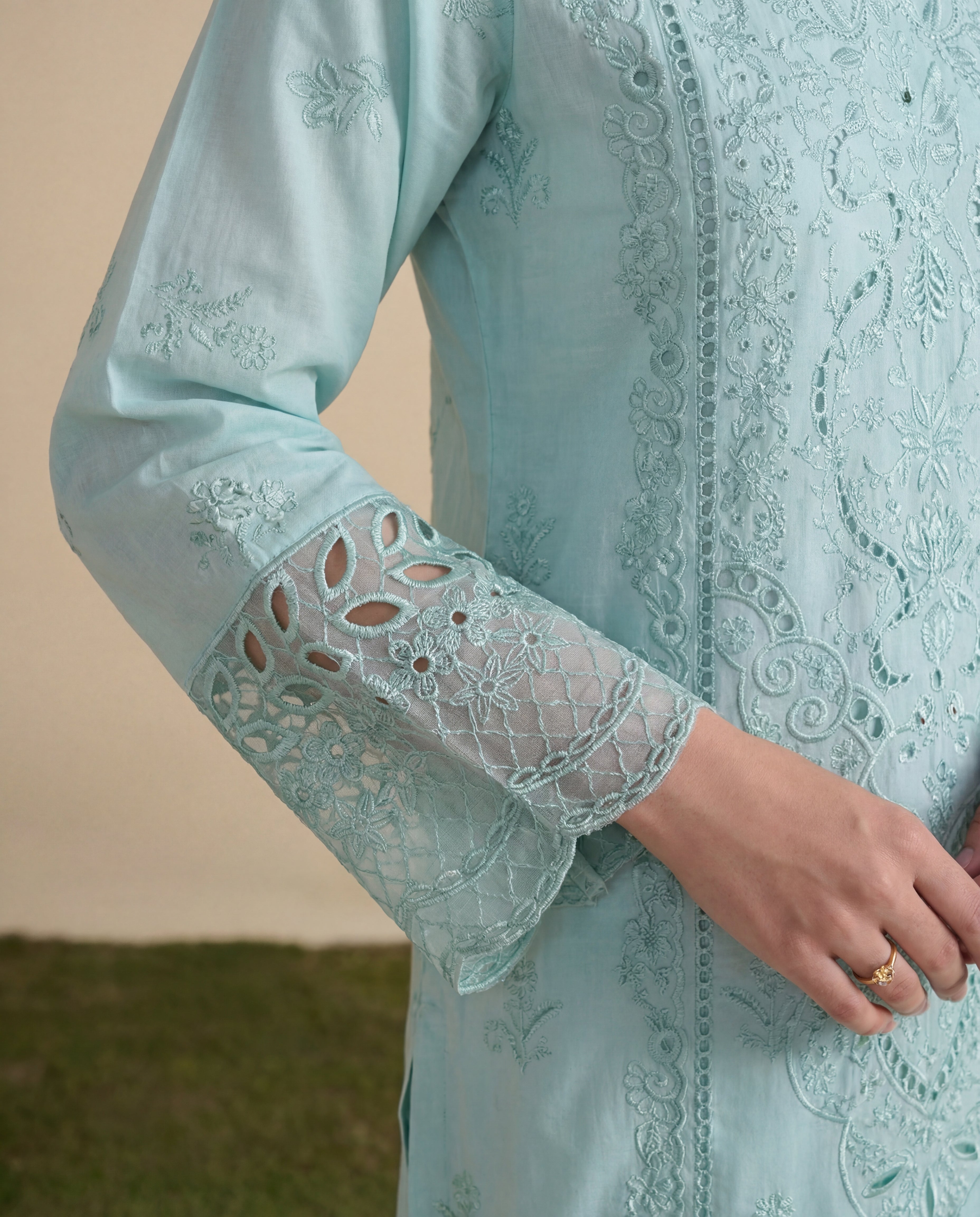 Sophia Aqua-Lawn