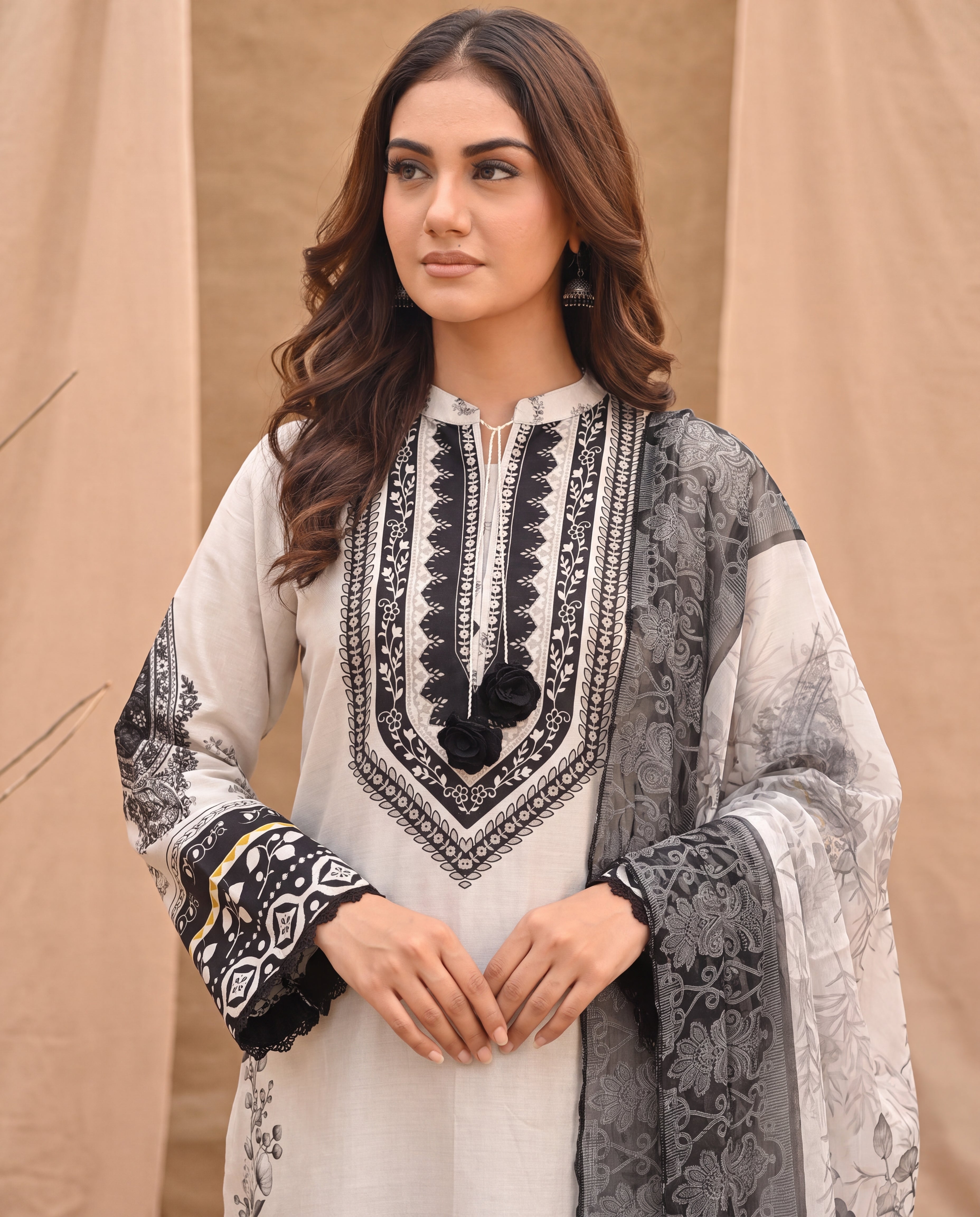 Zaitoon – Monochrome Lawn 3-Piece