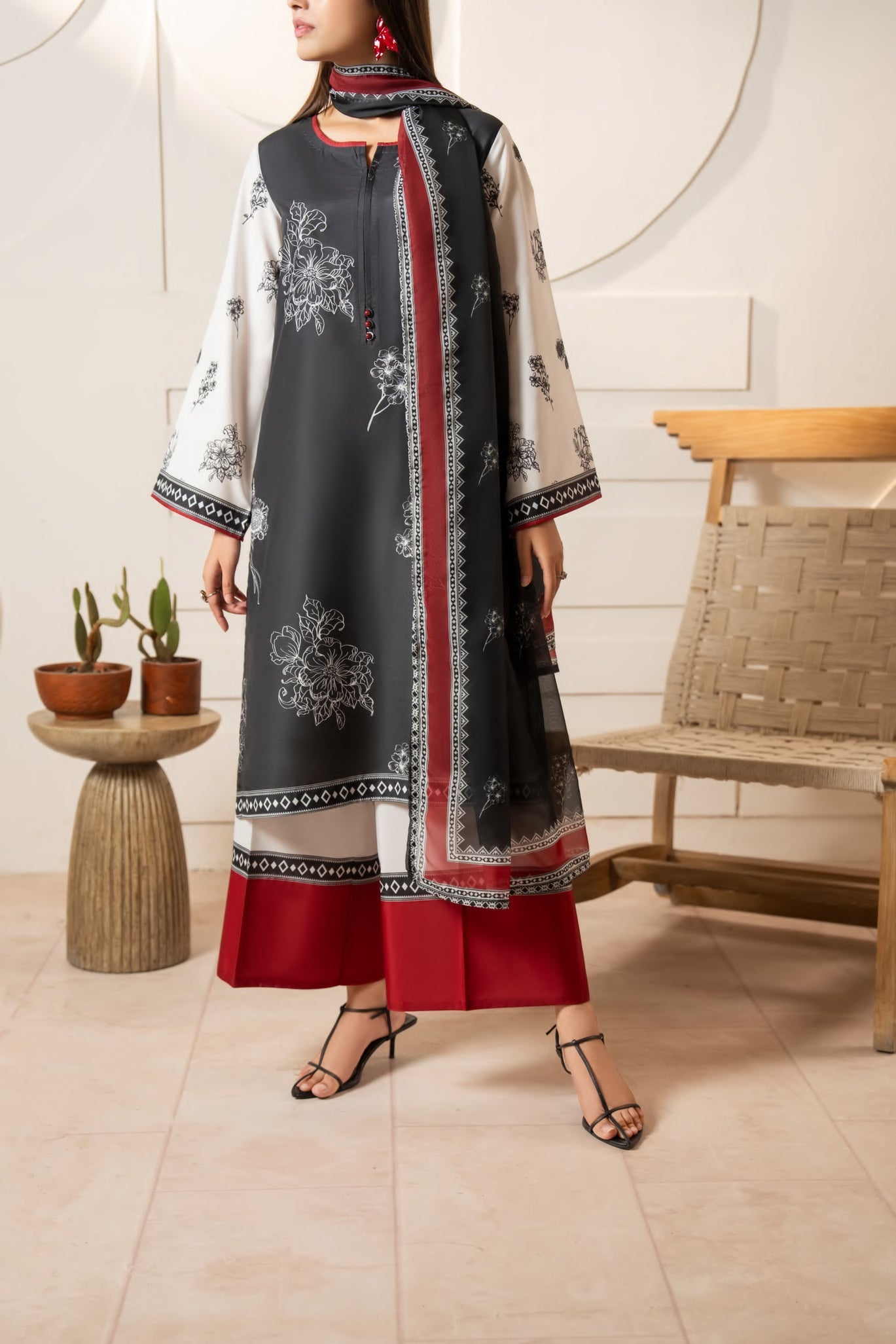 Casual lite - Monochrome Muse