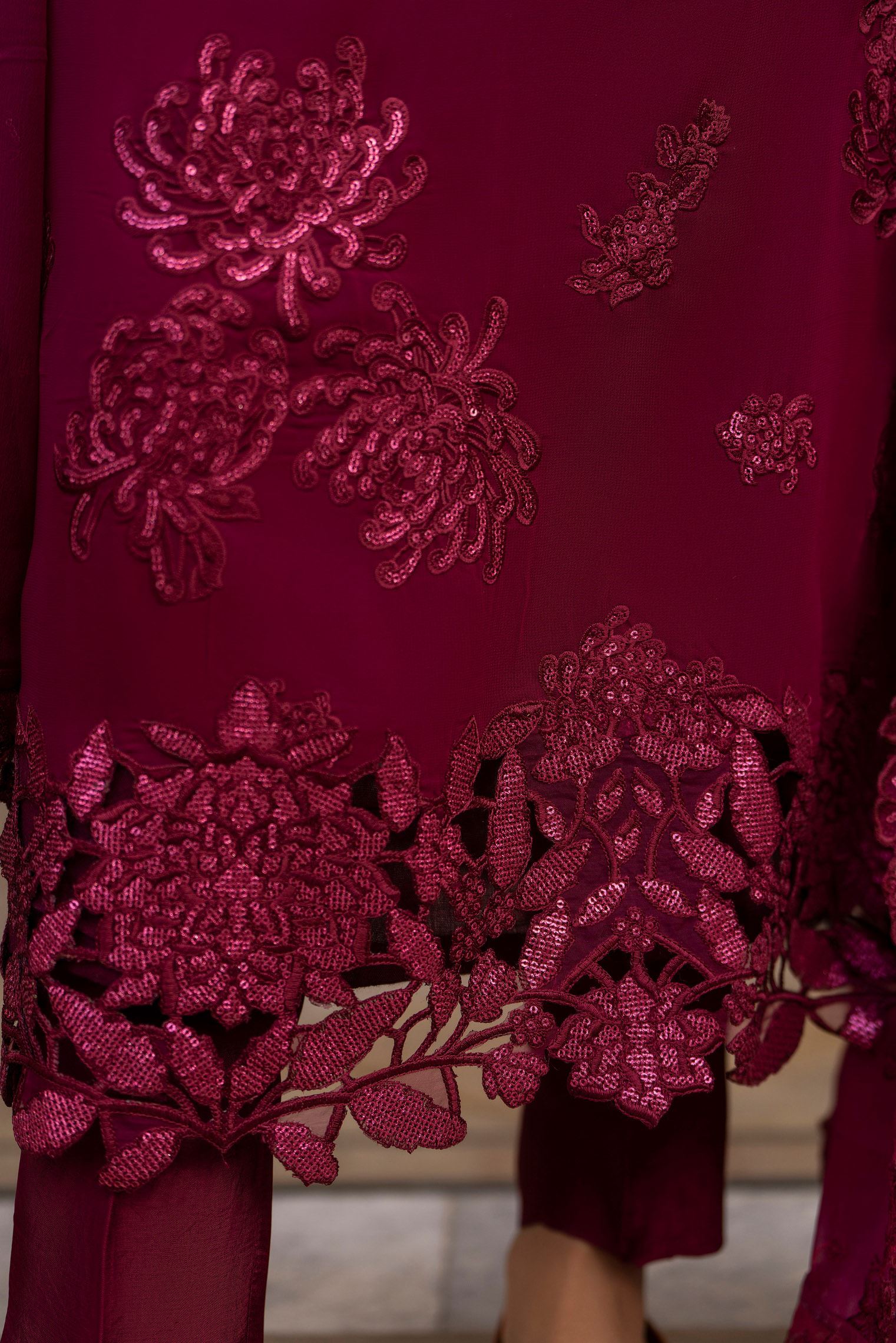 Karma Hayat - F-497 Crimson Velvet