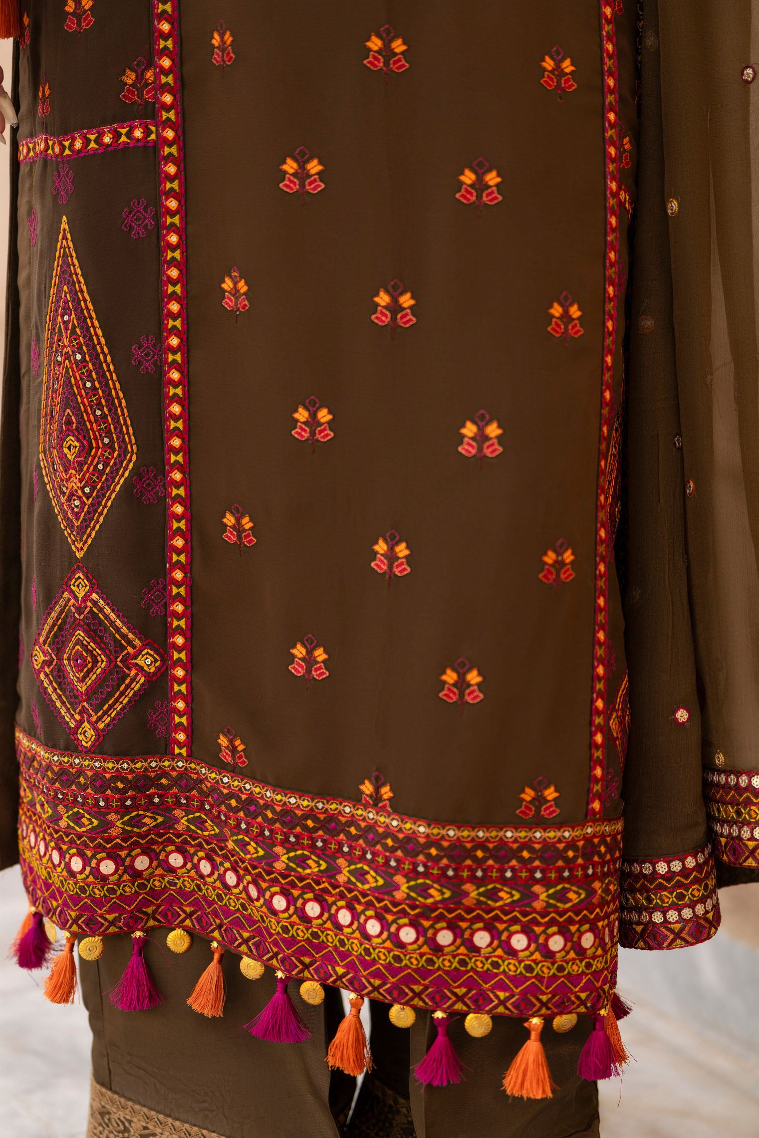 Karma Hayat - F-495 Antique olive