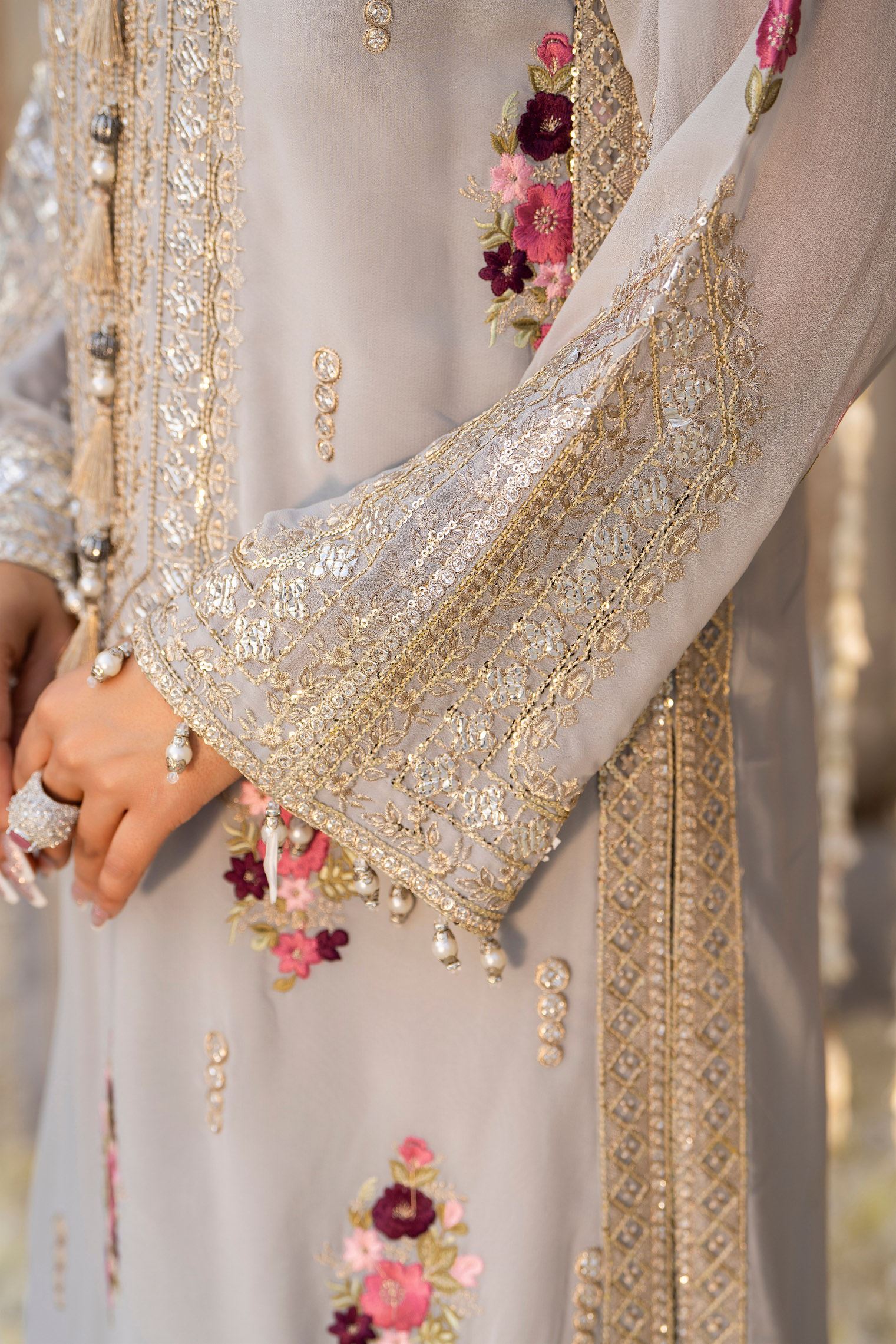 Karma Hayat - F-496 Glacier Blue