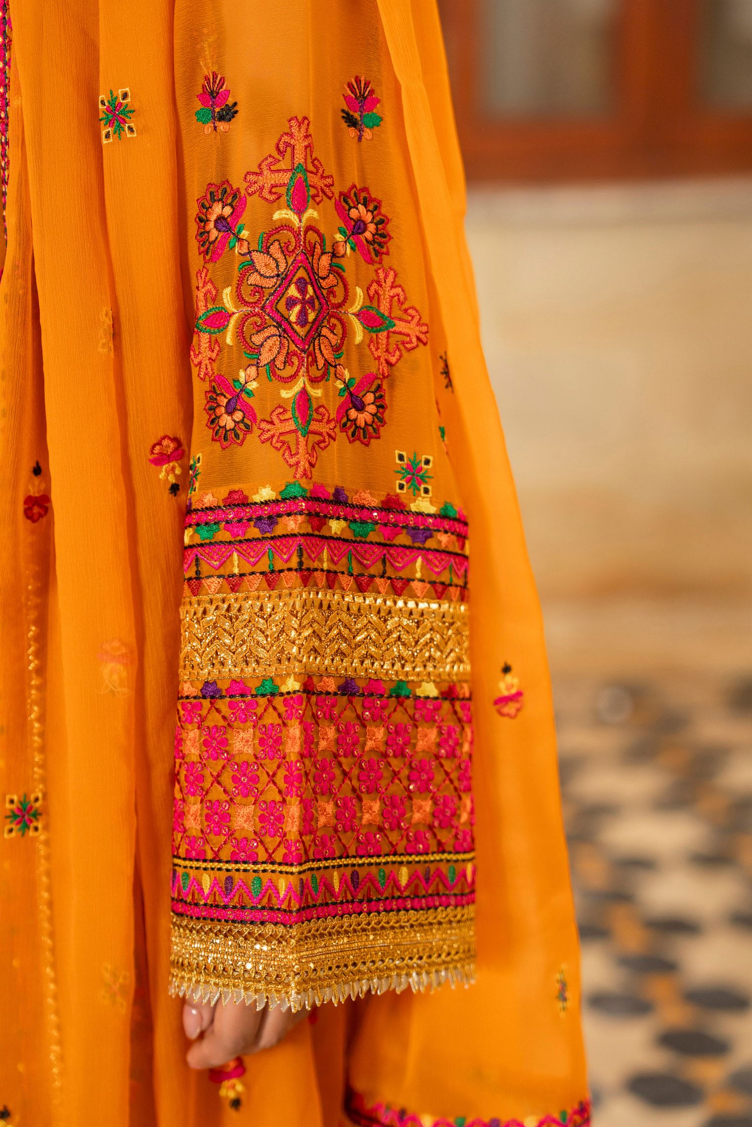 Karma Hayat - F-492 Goldenrod