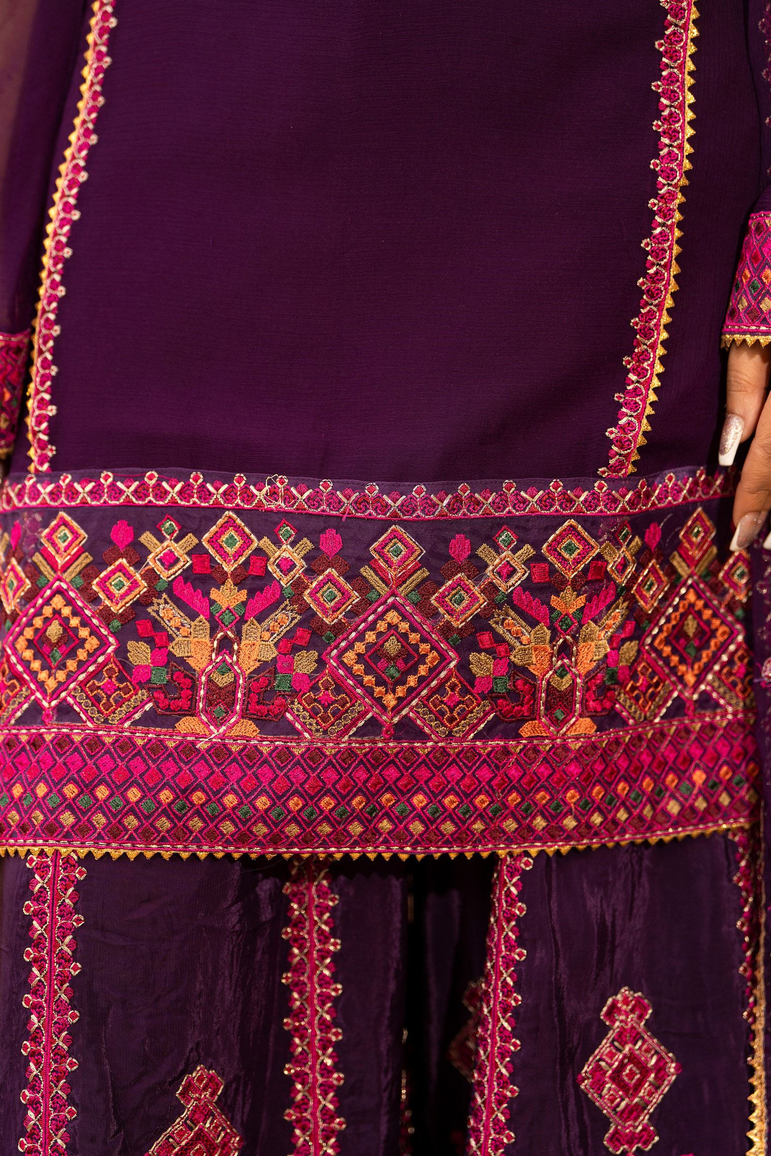 Karma Hayat - F-494 Magenta