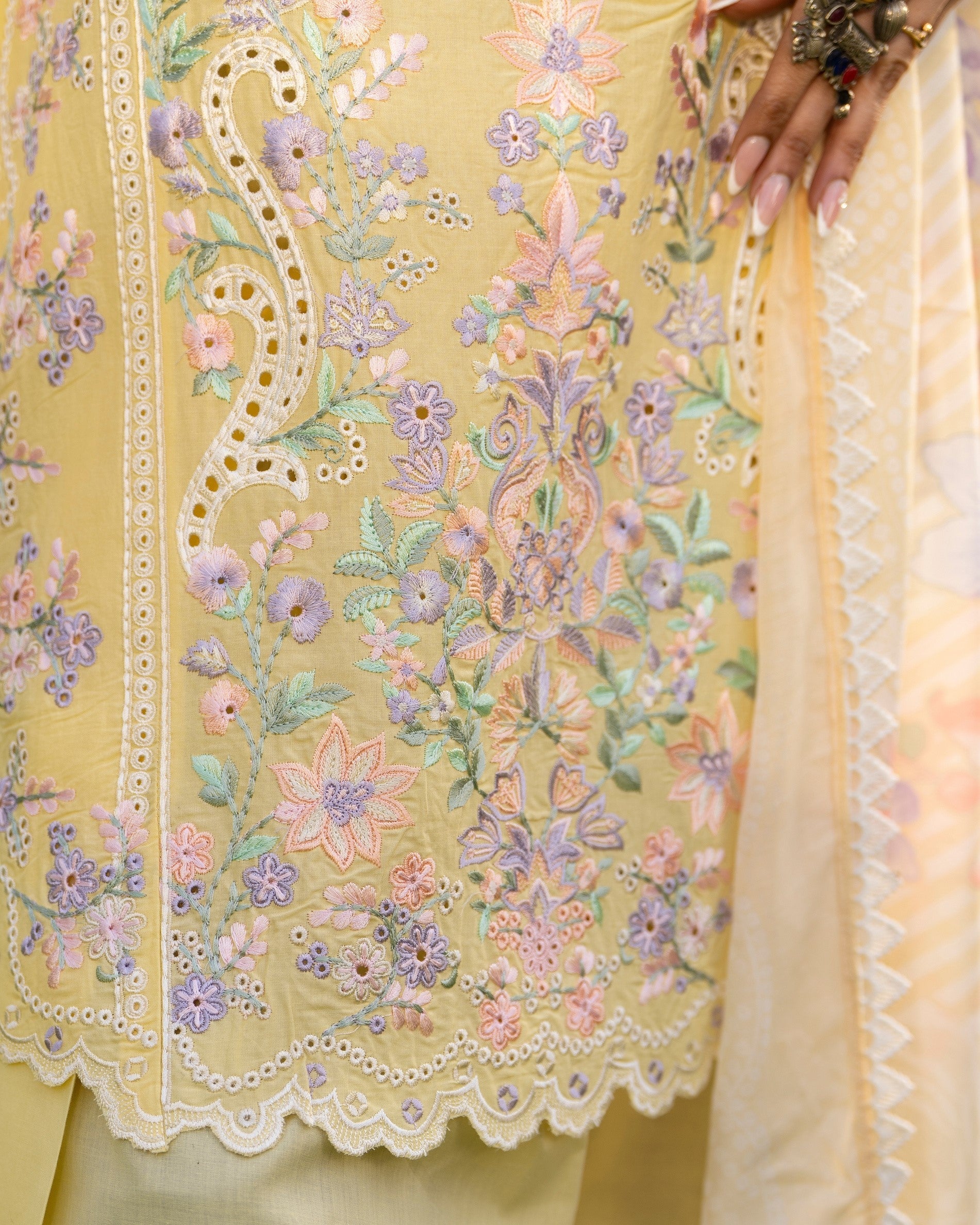 Karma Haya 1543 Bright Yellow