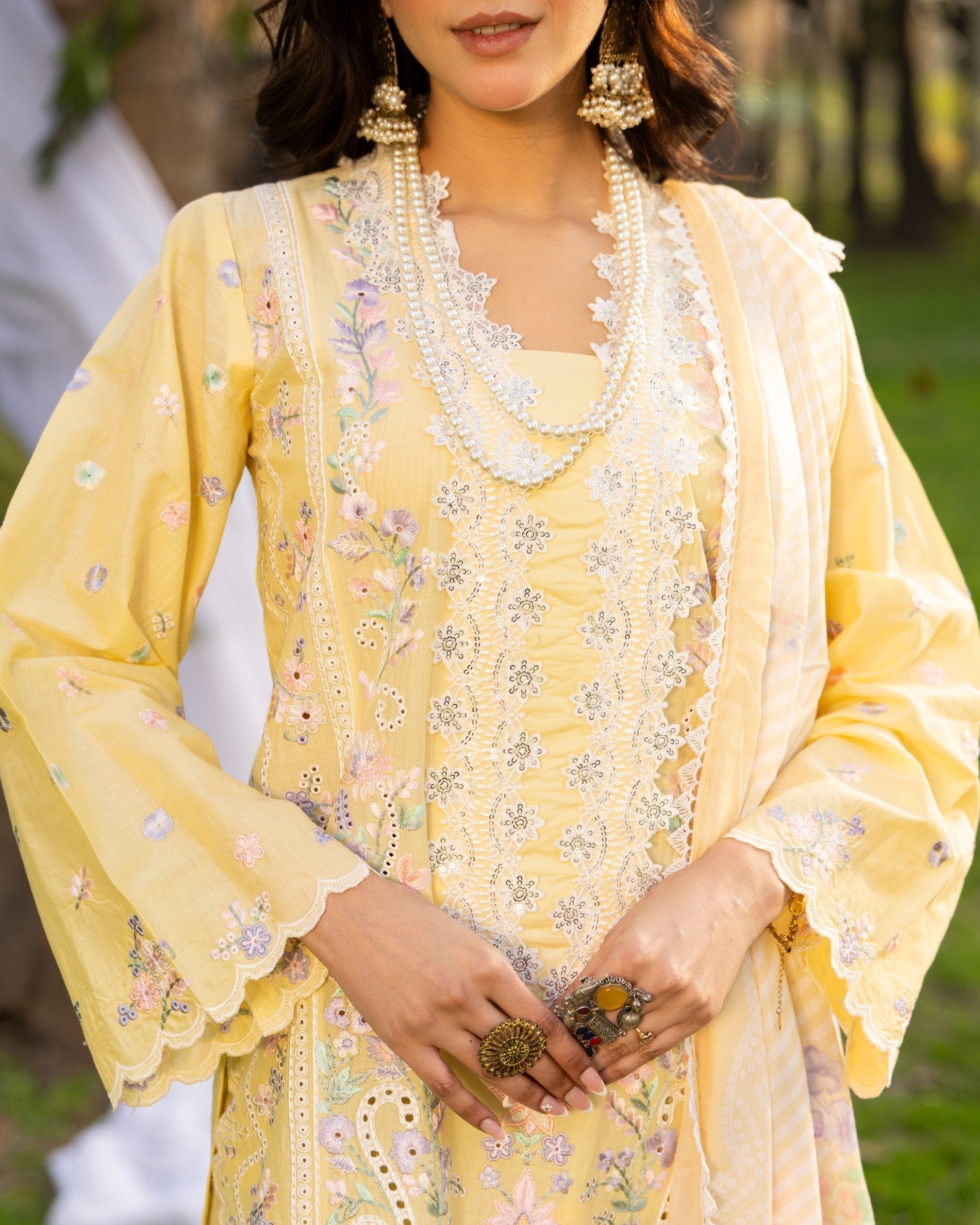 Karma Haya 1543 Bright Yellow