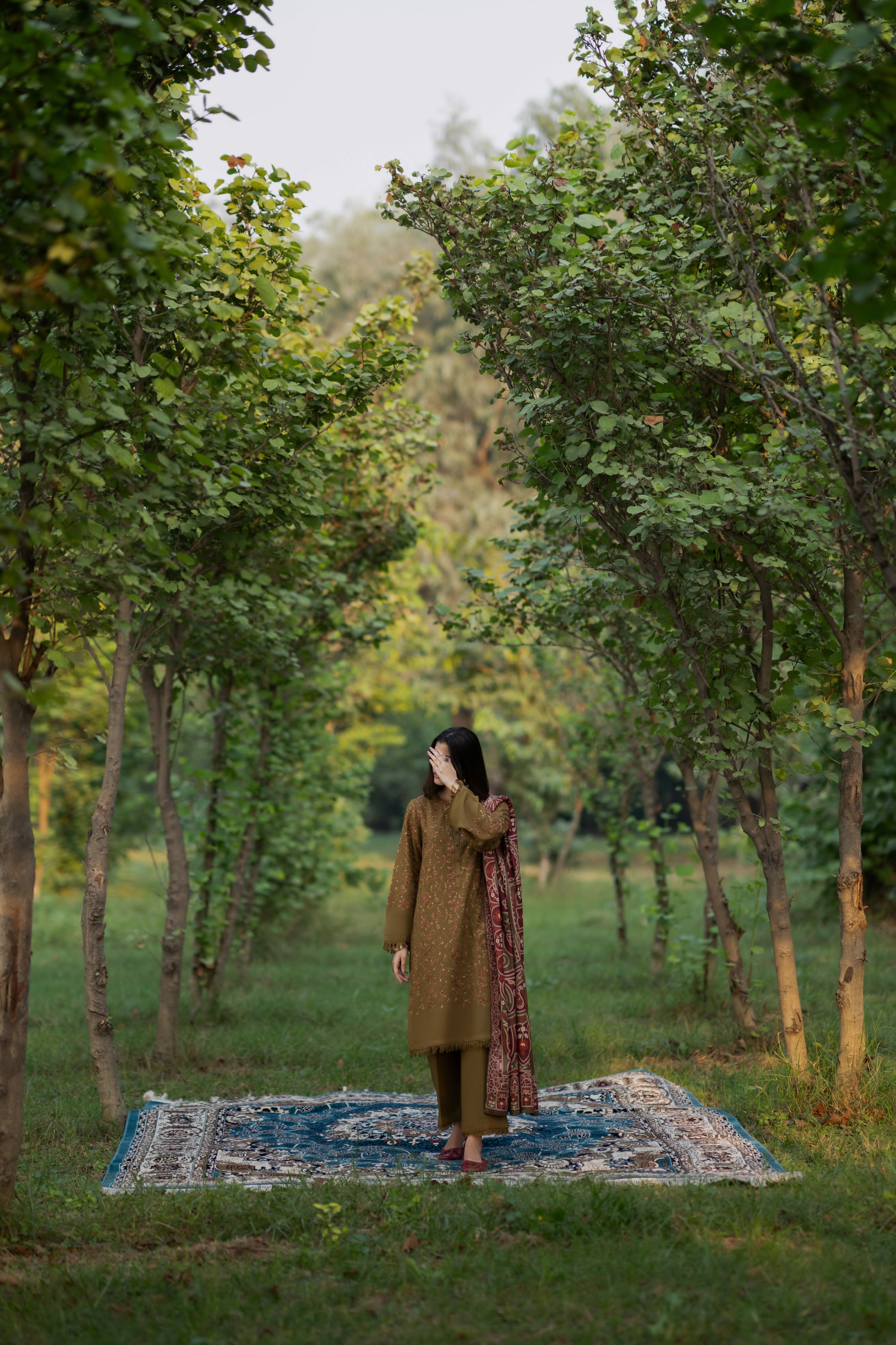 Casual Lite - Walnut