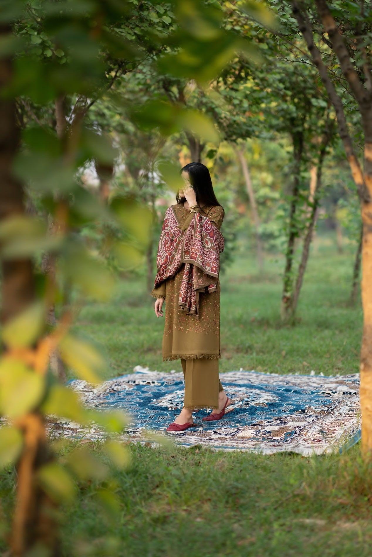 Casual Lite - Walnut