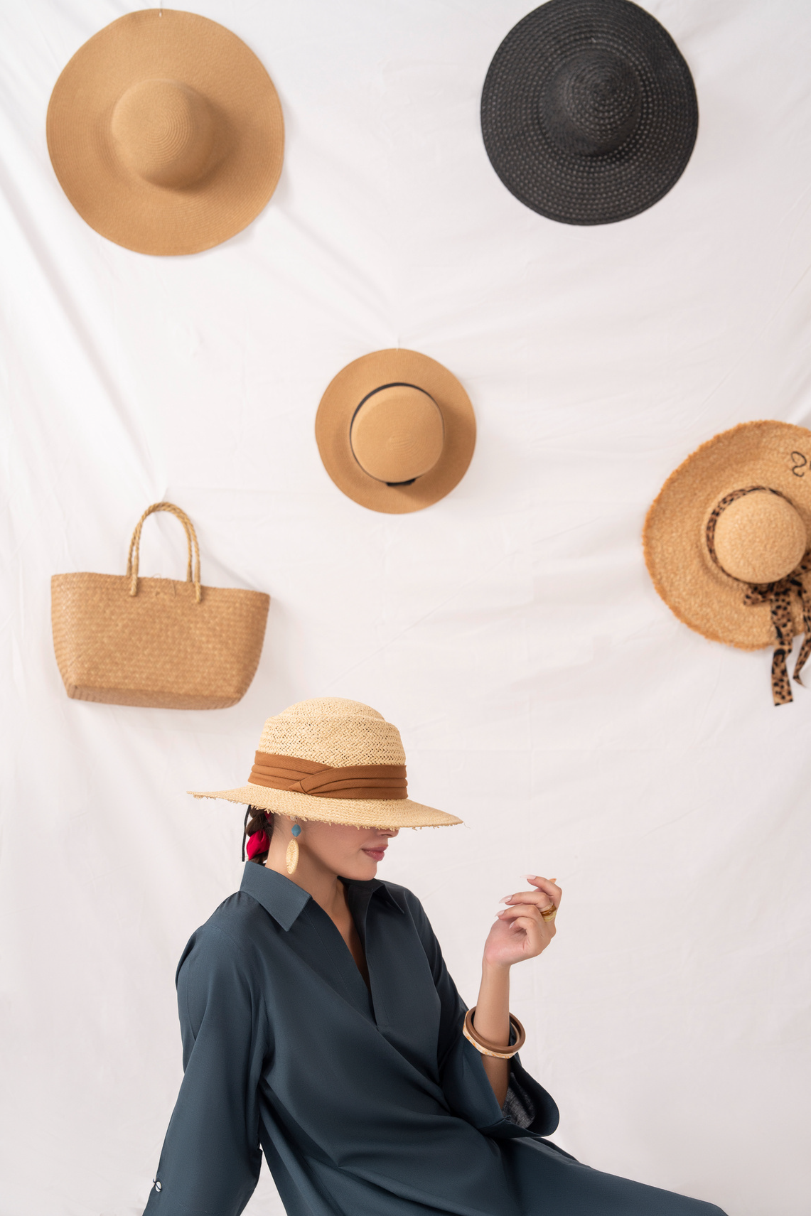 Casual Lite - Coastal Muse