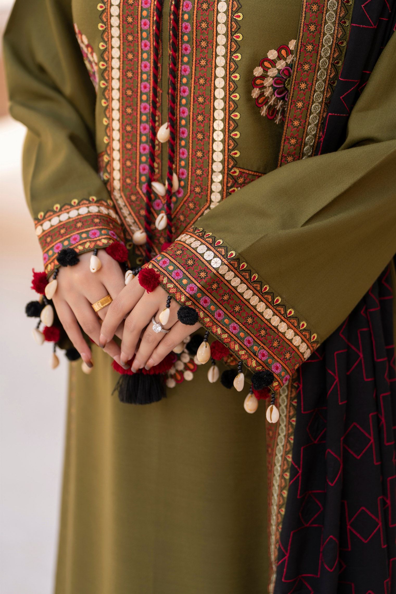 Karma Mishaal 1538 Army Green