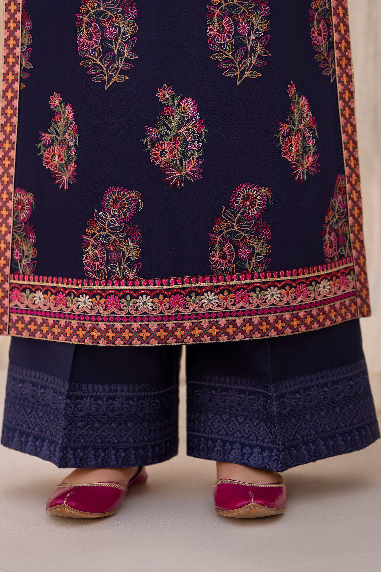 Karma Mishaal 1534 Admiral Blue