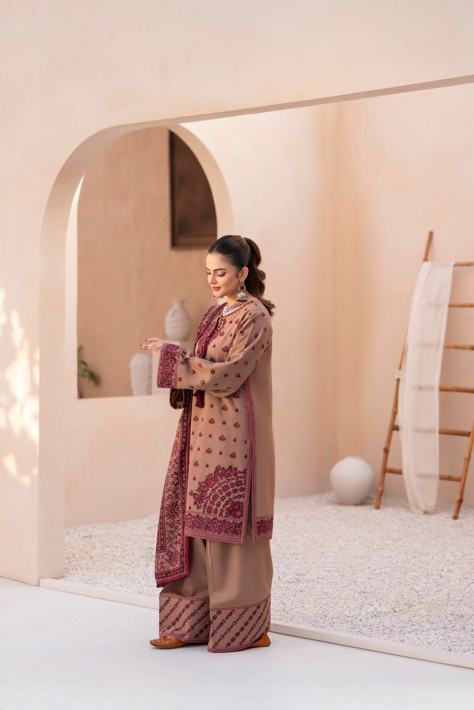 Karma Mishaal 1536 Espresso