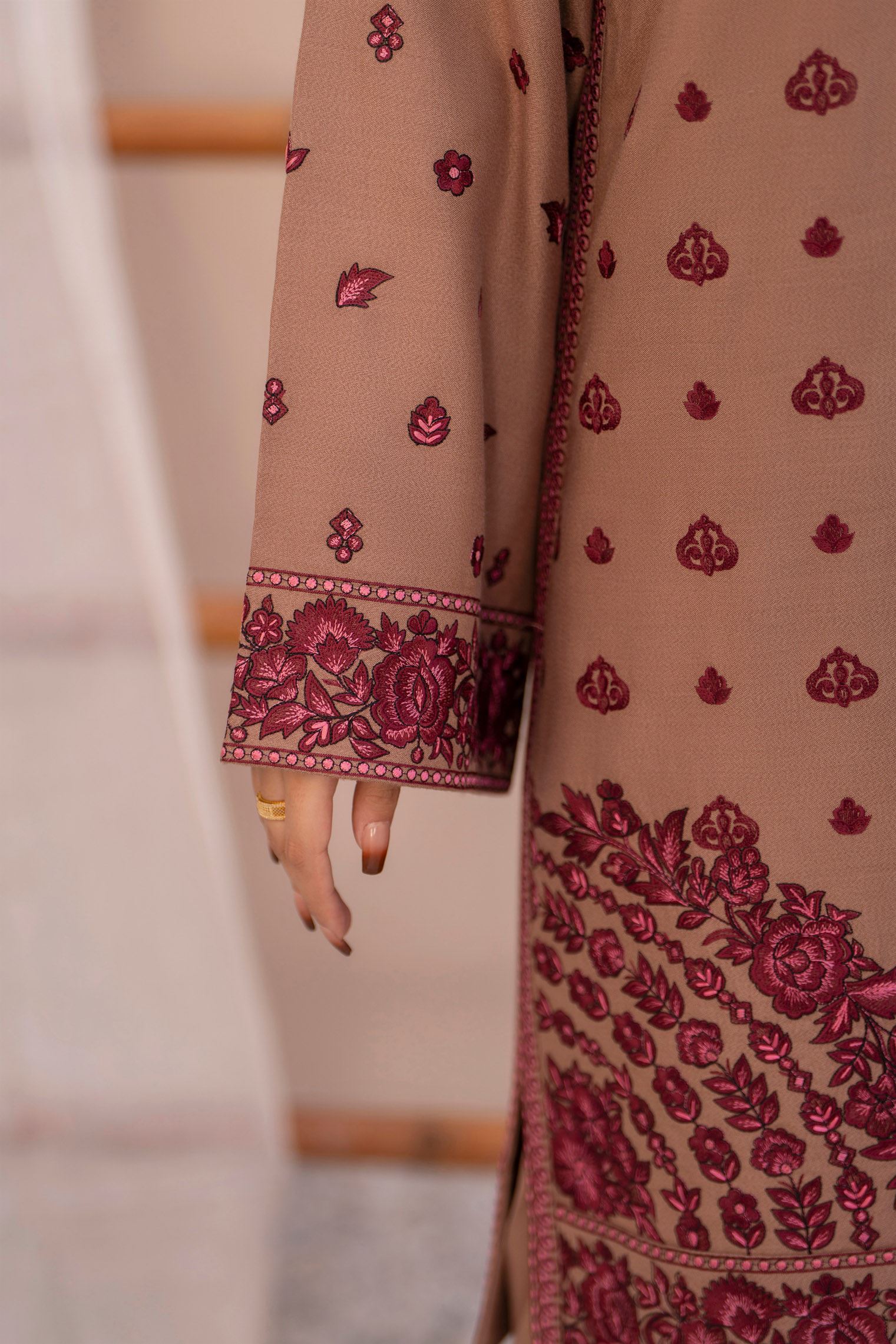 Karma Mishaal 1536 Espresso