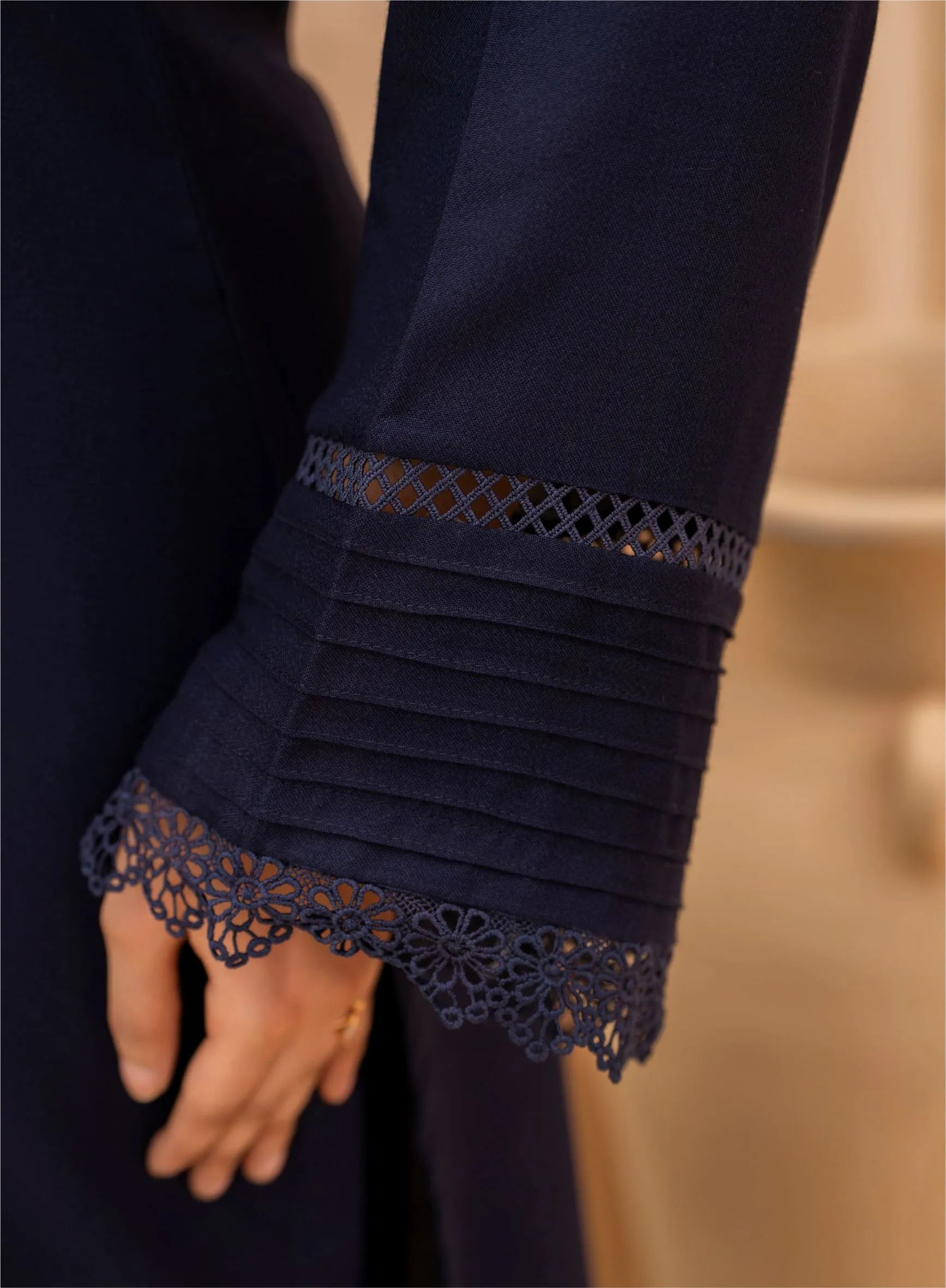 Mehr-e-Noor - Raniya. H