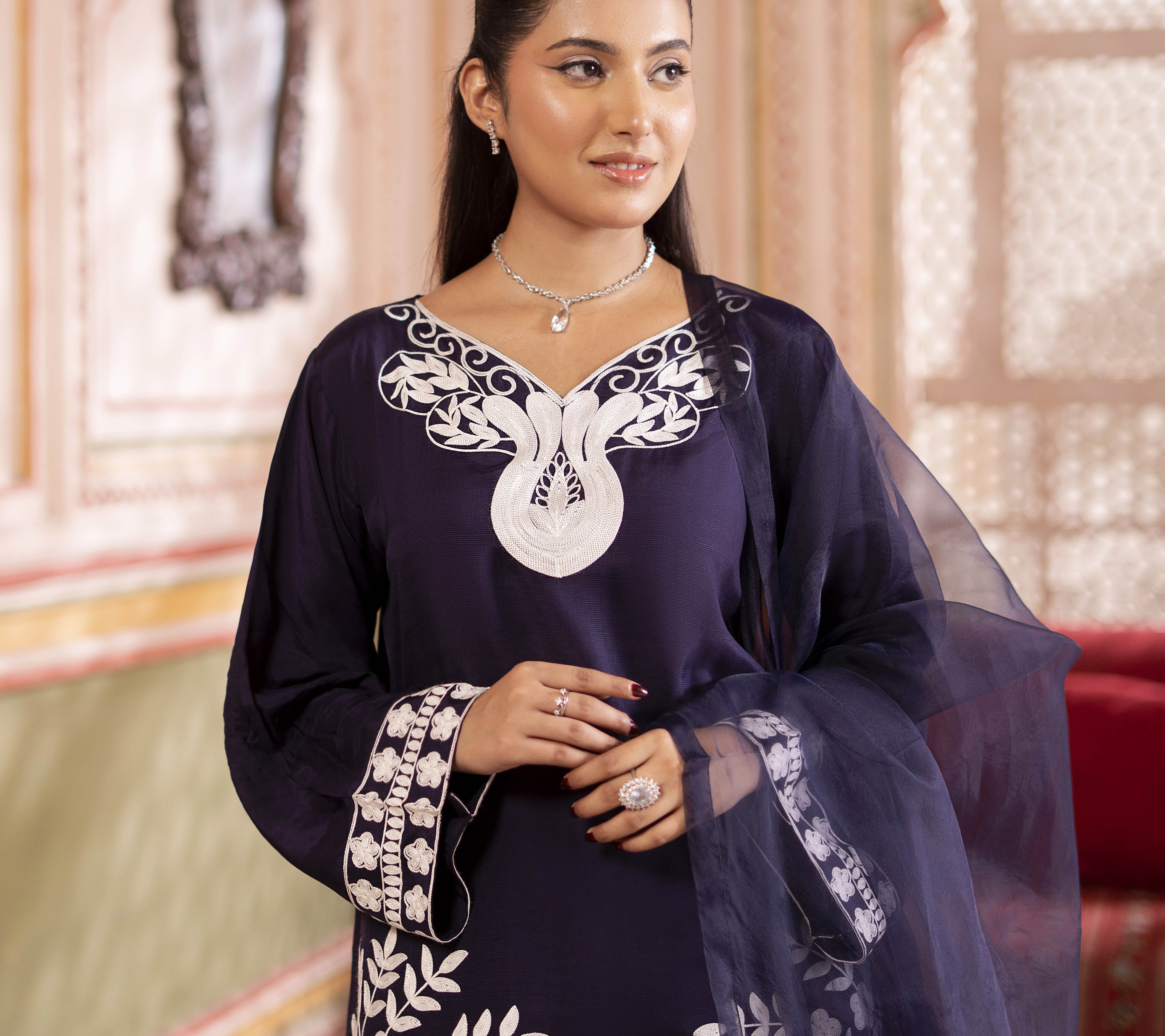 AL-1102 Parisa