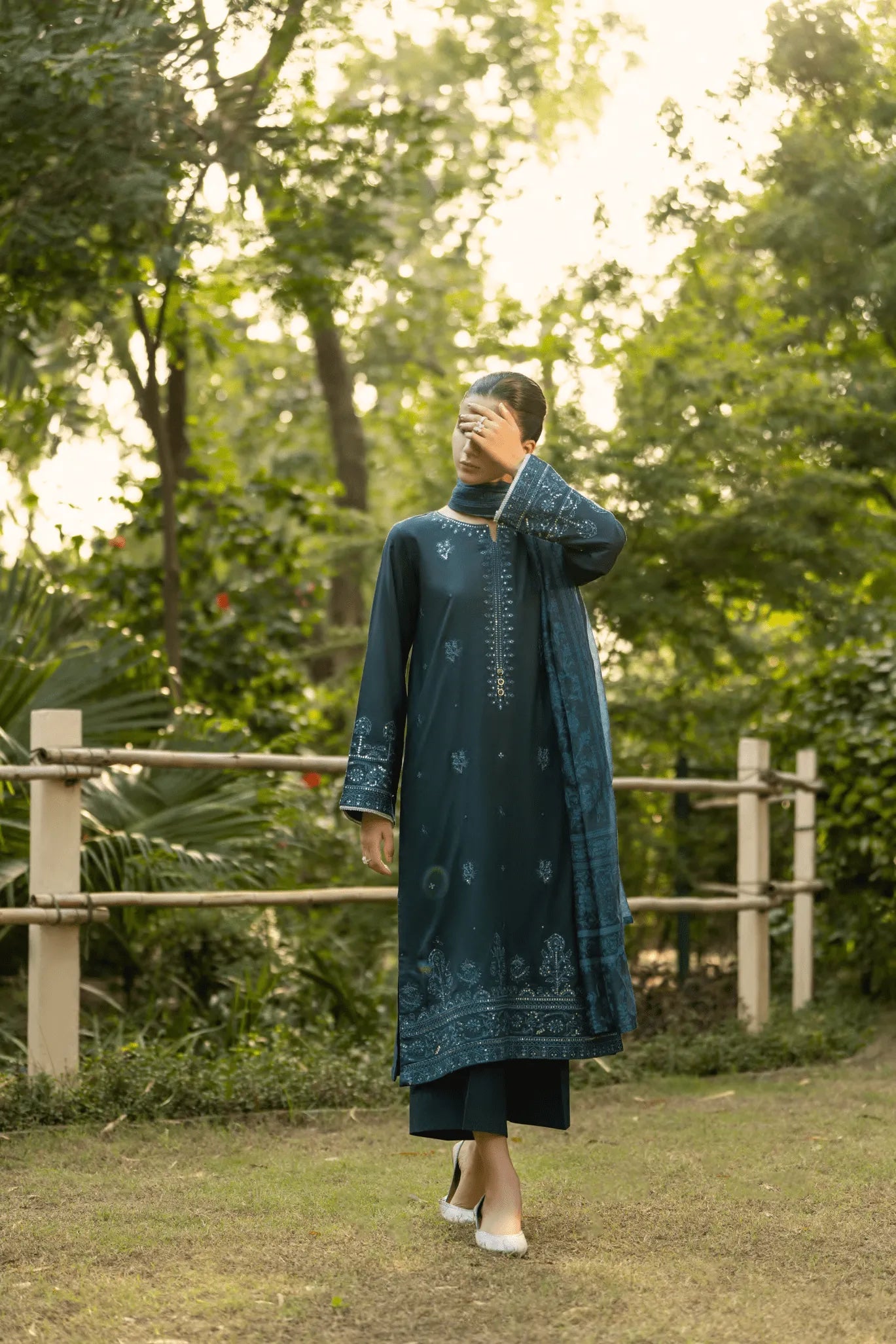 Casual Lite - Teal Mirage