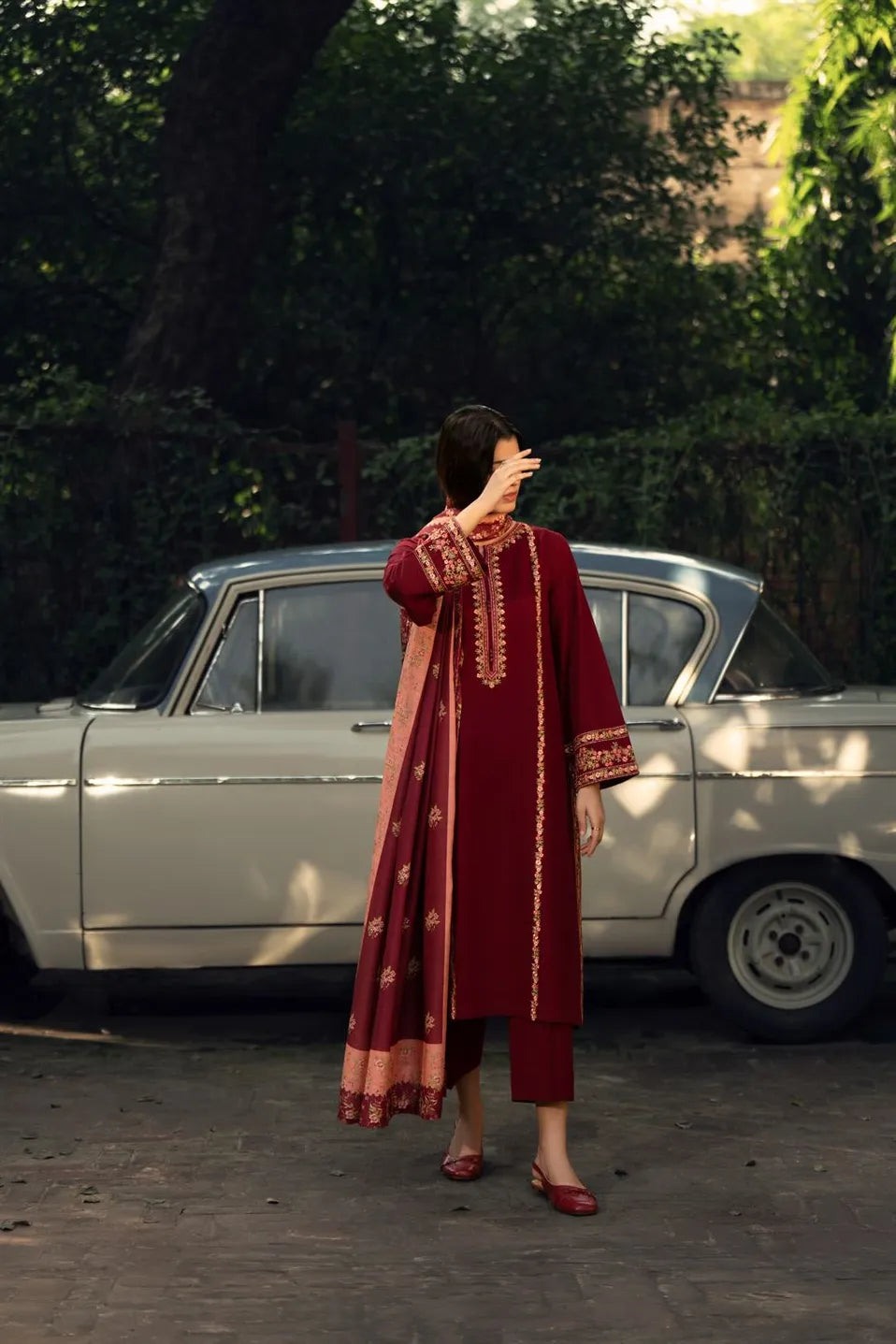 Casual Lite - Crimson Dusk