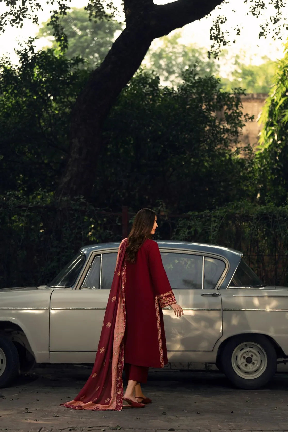 Casual Lite - Crimson Dusk