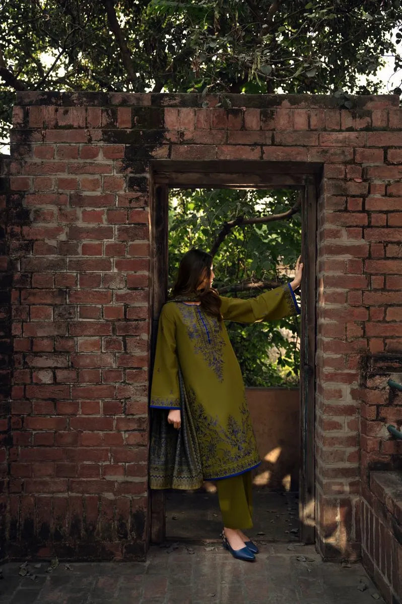 Casual Lite - Verdant Whispers