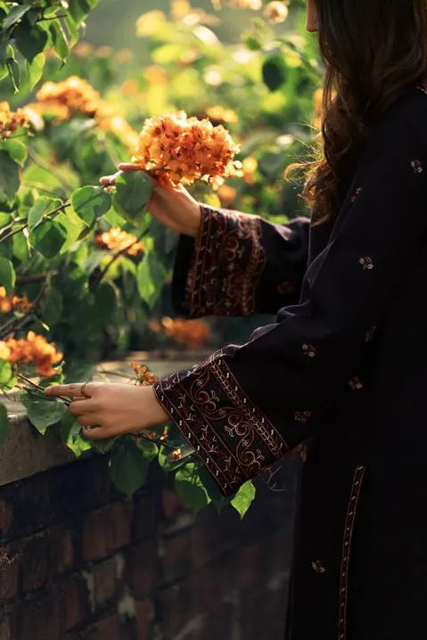 Casual Lite - Shadowed indigo