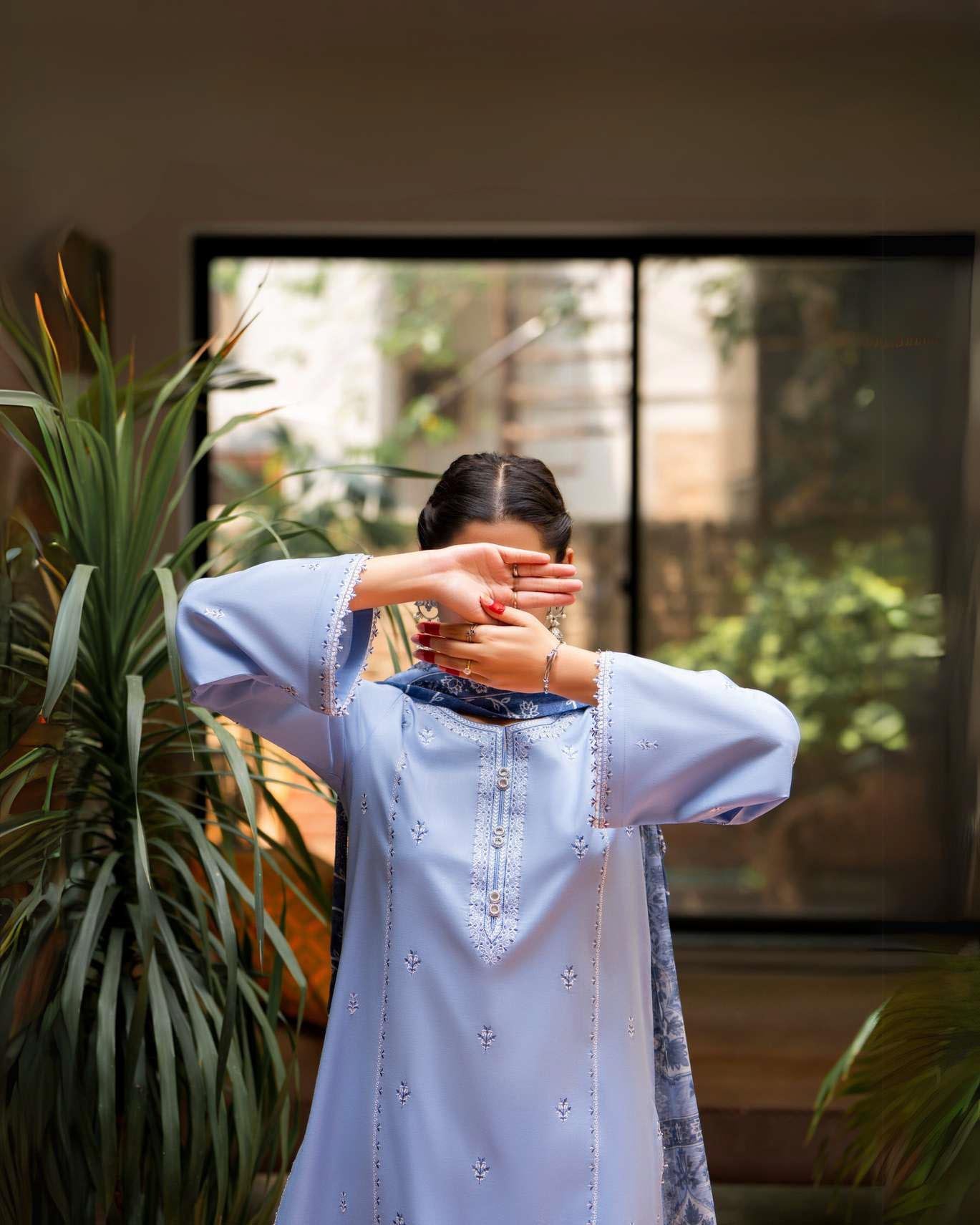 Casual Lite - Little Sky