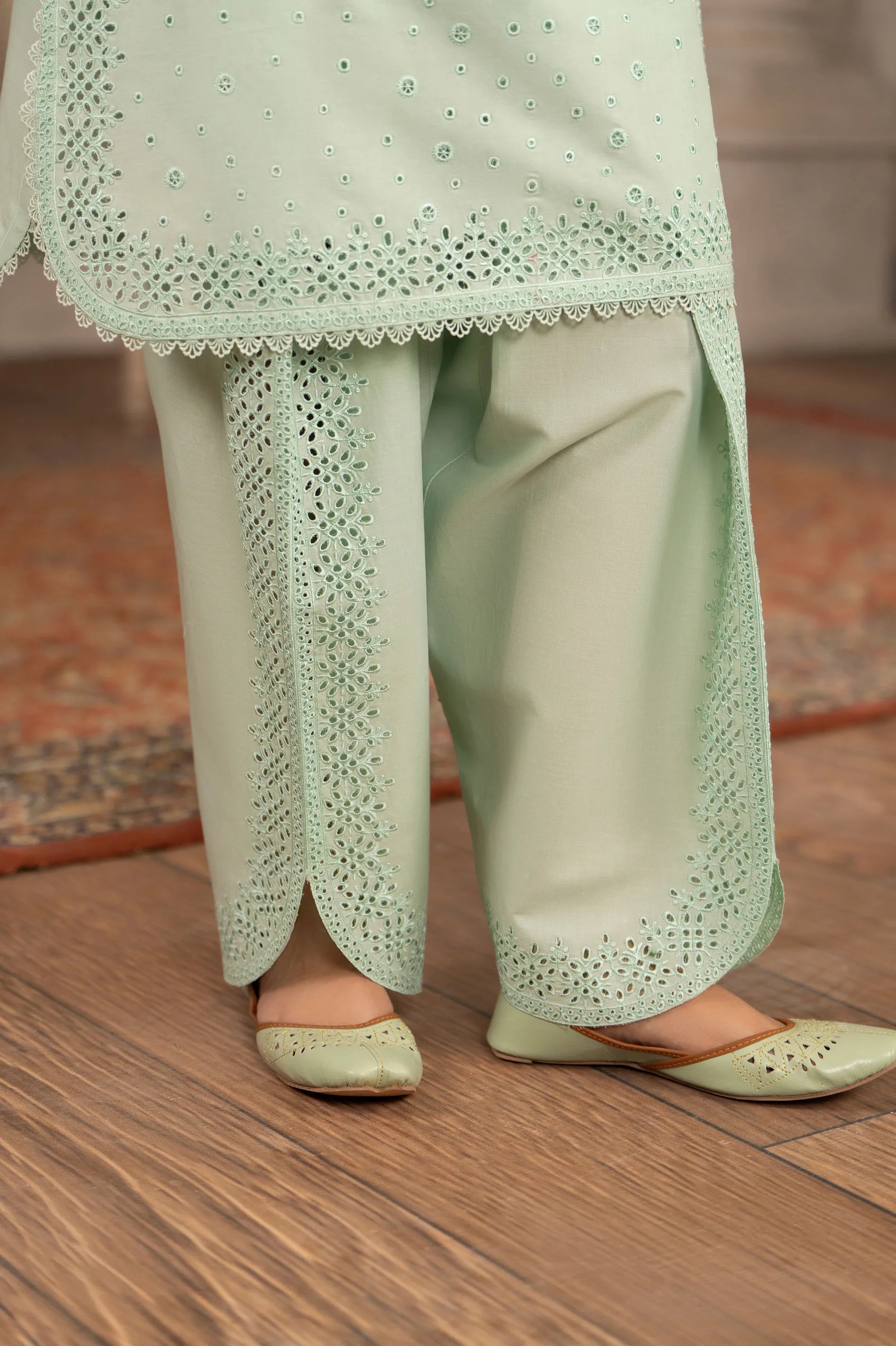KC-1564 - Aqua Flora